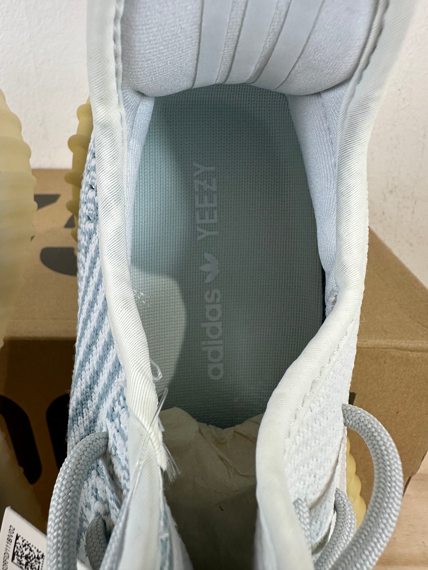 Yeezy 350 V2 Cloud White (Non-Reflective) Sz 9 DS