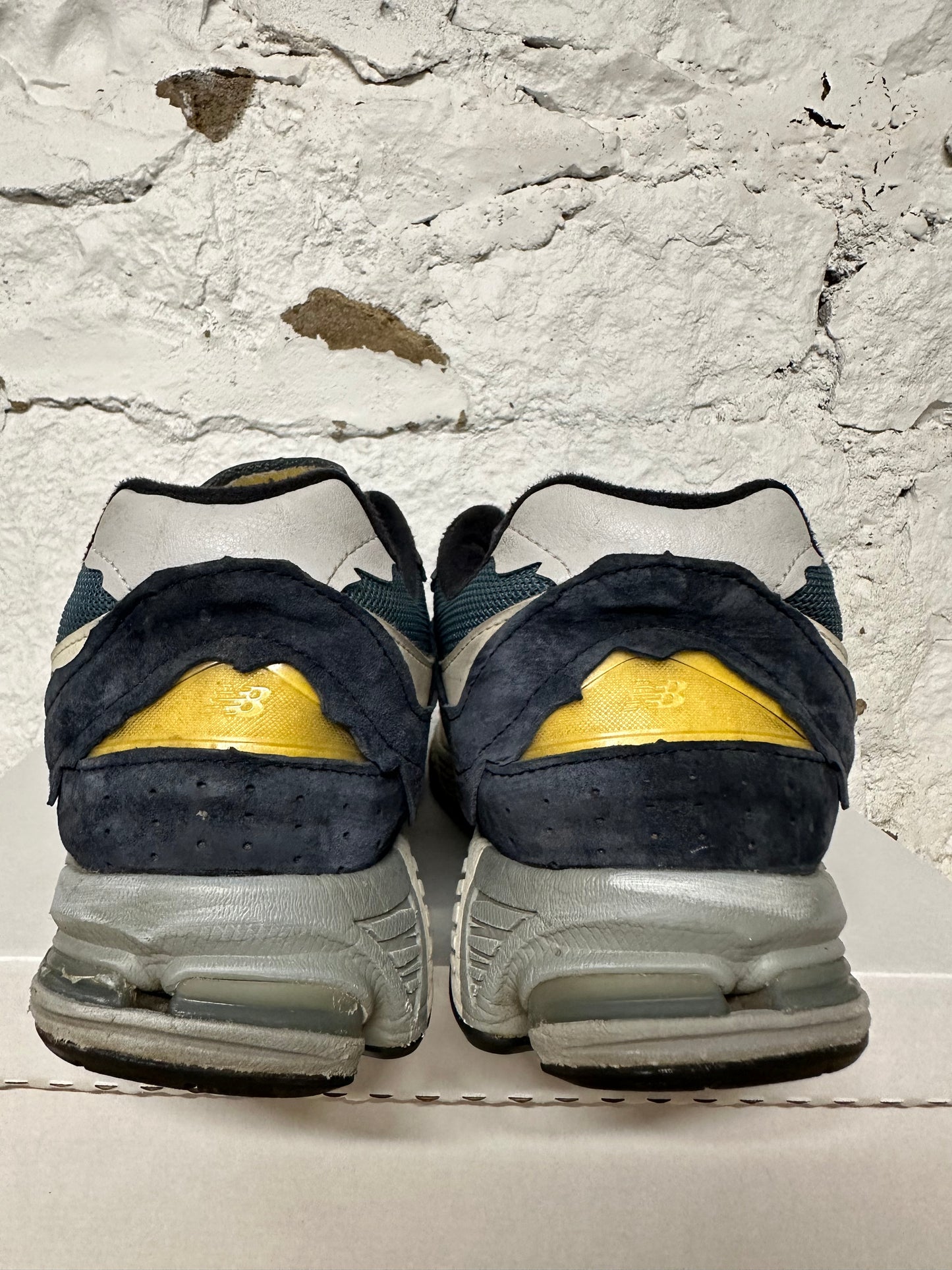 New Balance 2002R Protection Pack Navy Sz 12