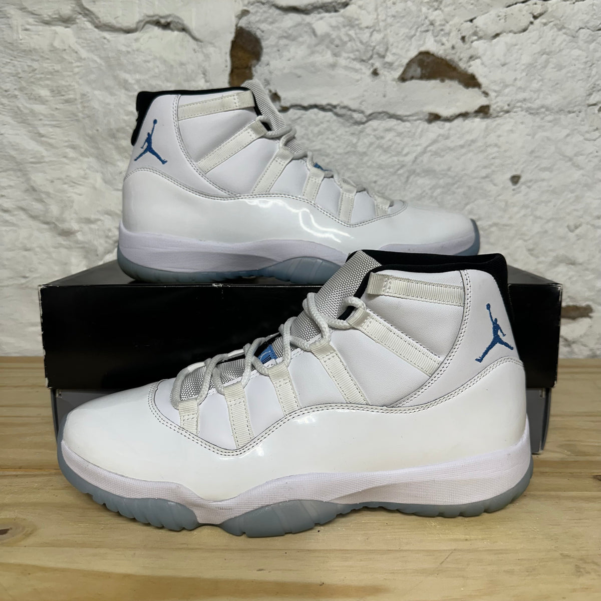 Air Jordan 11 High Legend Blue (2024) Sz 11.5