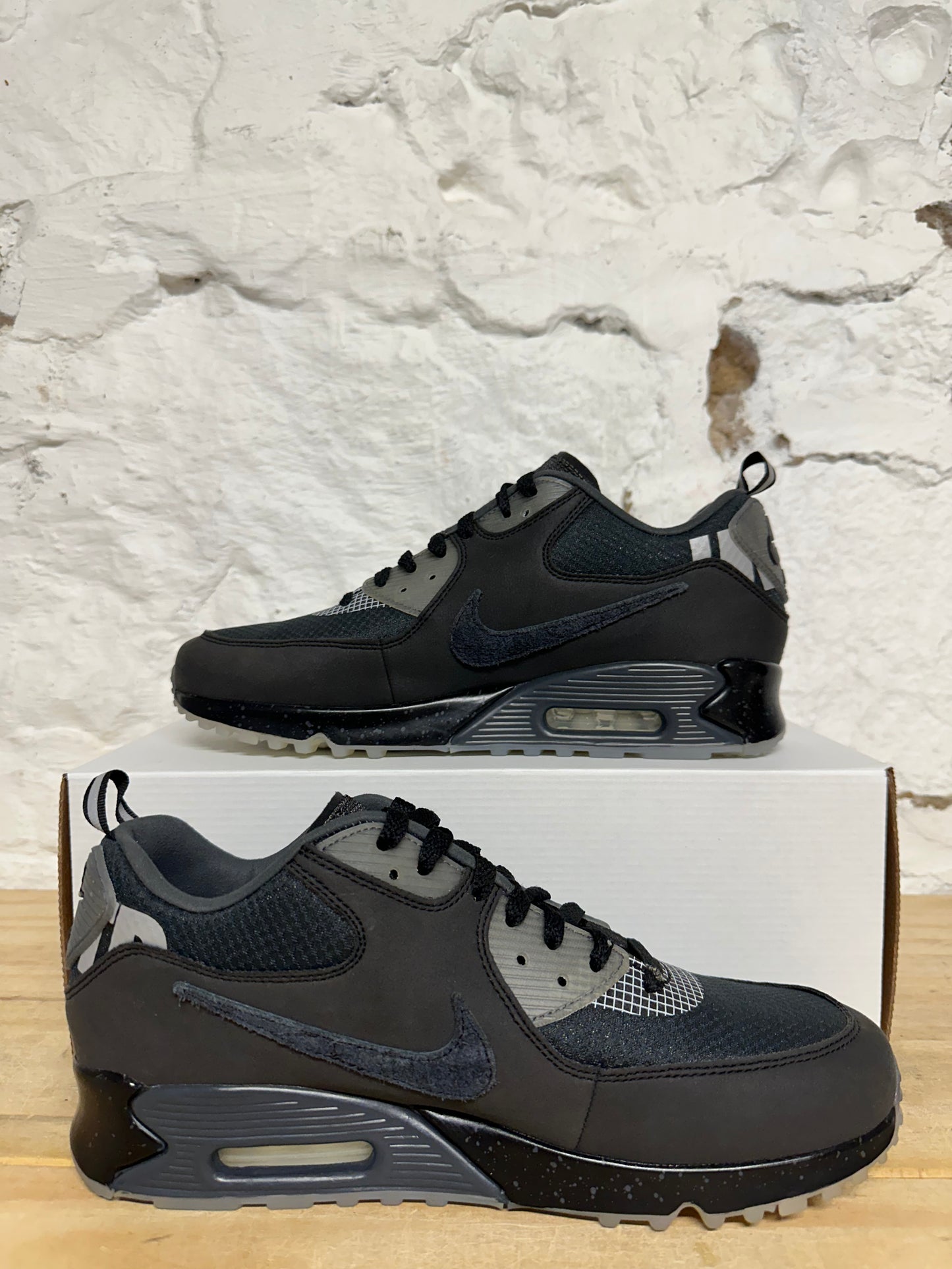 Nike Air Max 90 Undefeated Black Sz 10