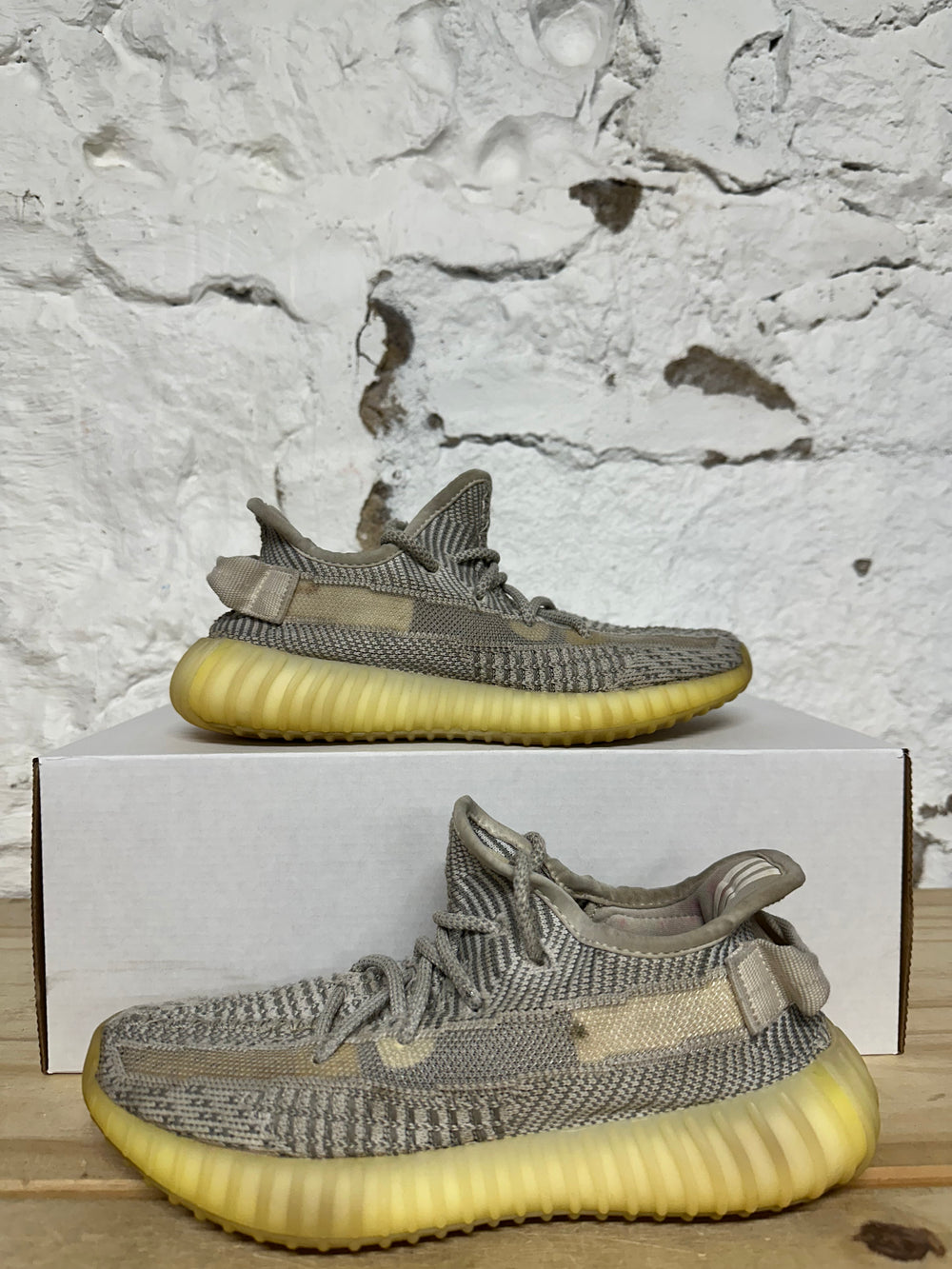 Yeezy 350 V2 Static Sz 4.5