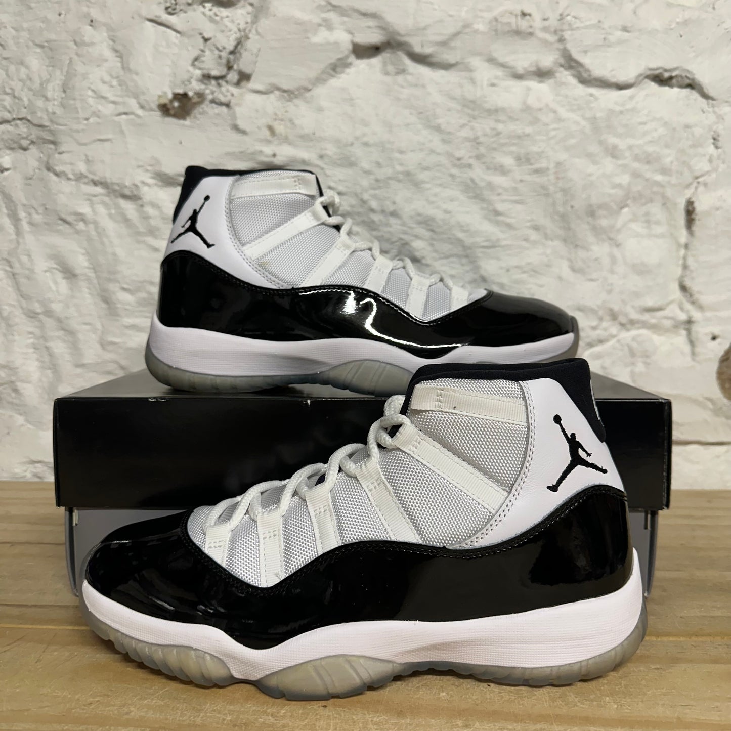 Air Jordan 11 High Concord (2018) Sz 9.5 DS
