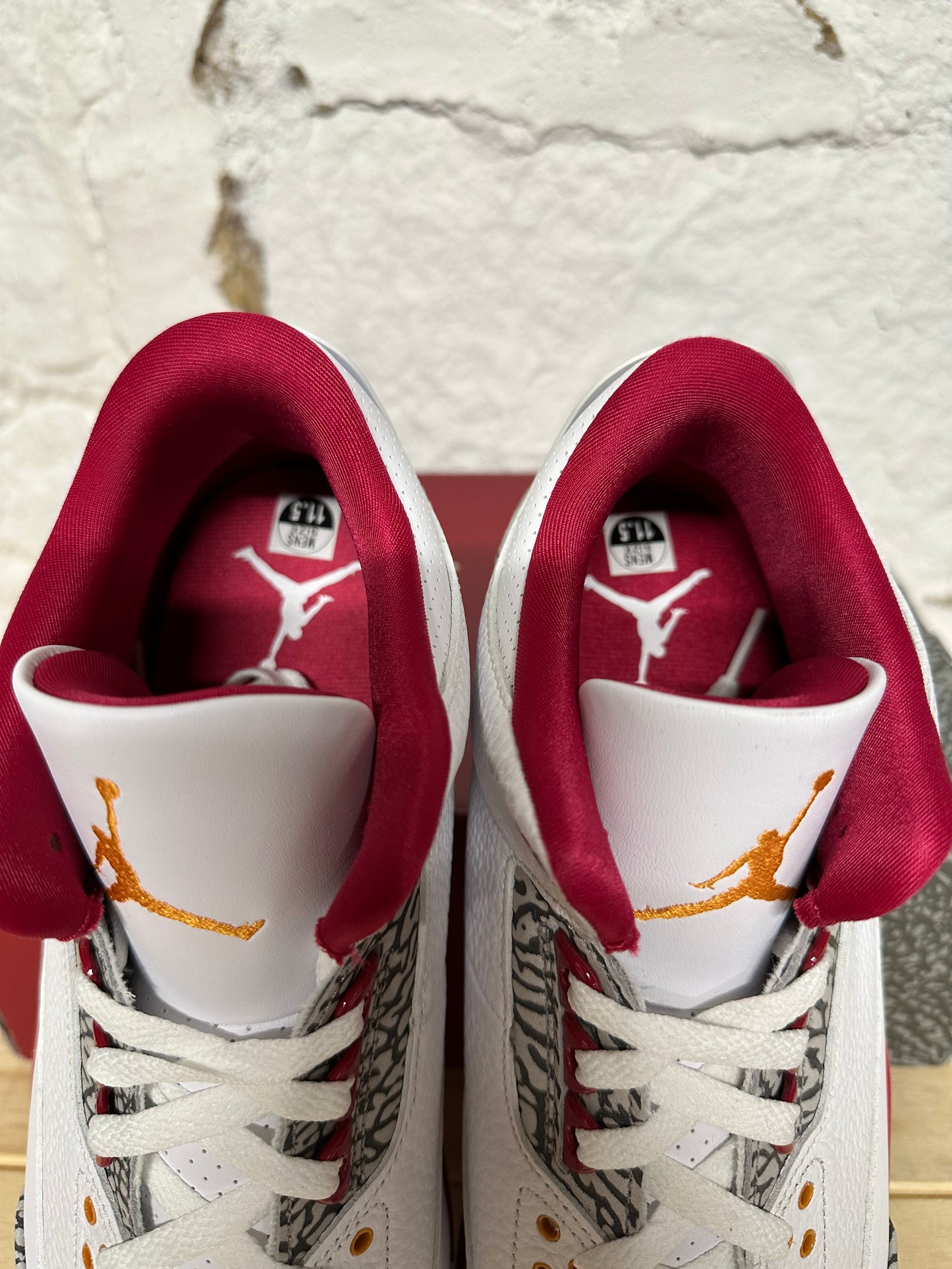 Air Jordan 3 Cardinal Sz 11.5 DS