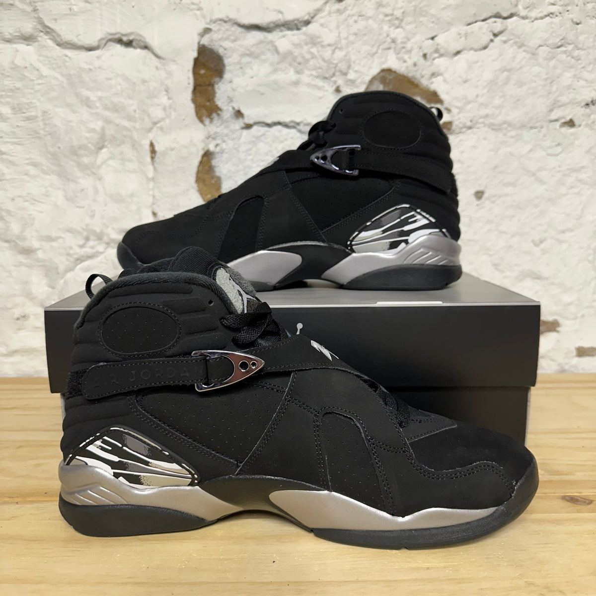 Air Jordan 8 Chrome (2026) Sz 10.5 DS