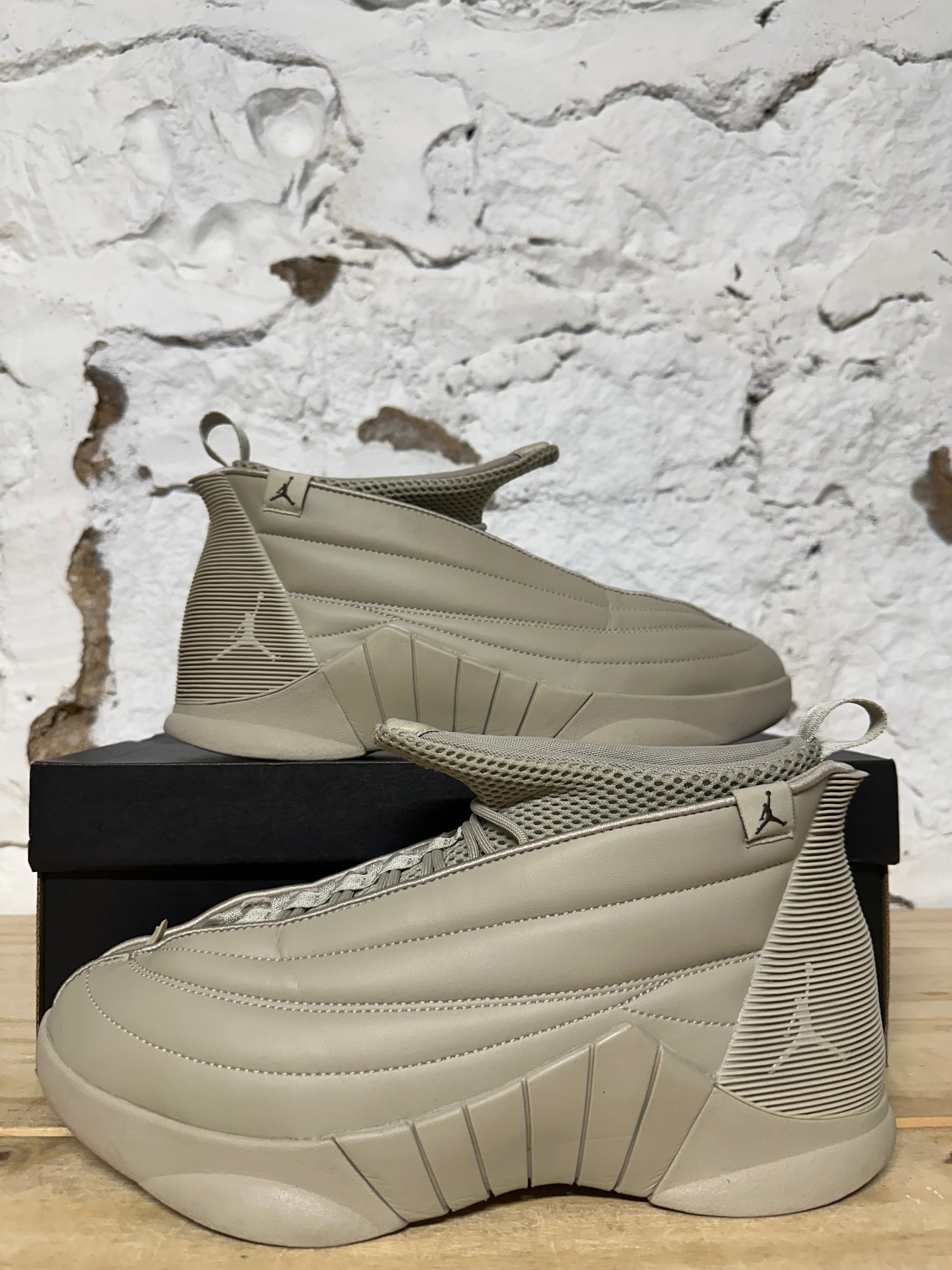 Air Jordan 15 Billie Eilish Sz 9.5 (11W)