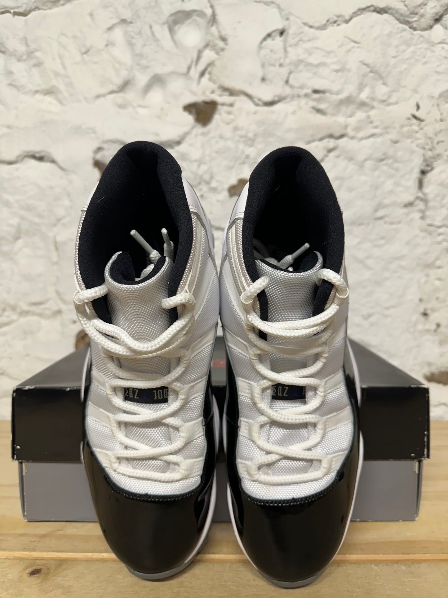 Air Jordan 11 High Concord Sz 10.5