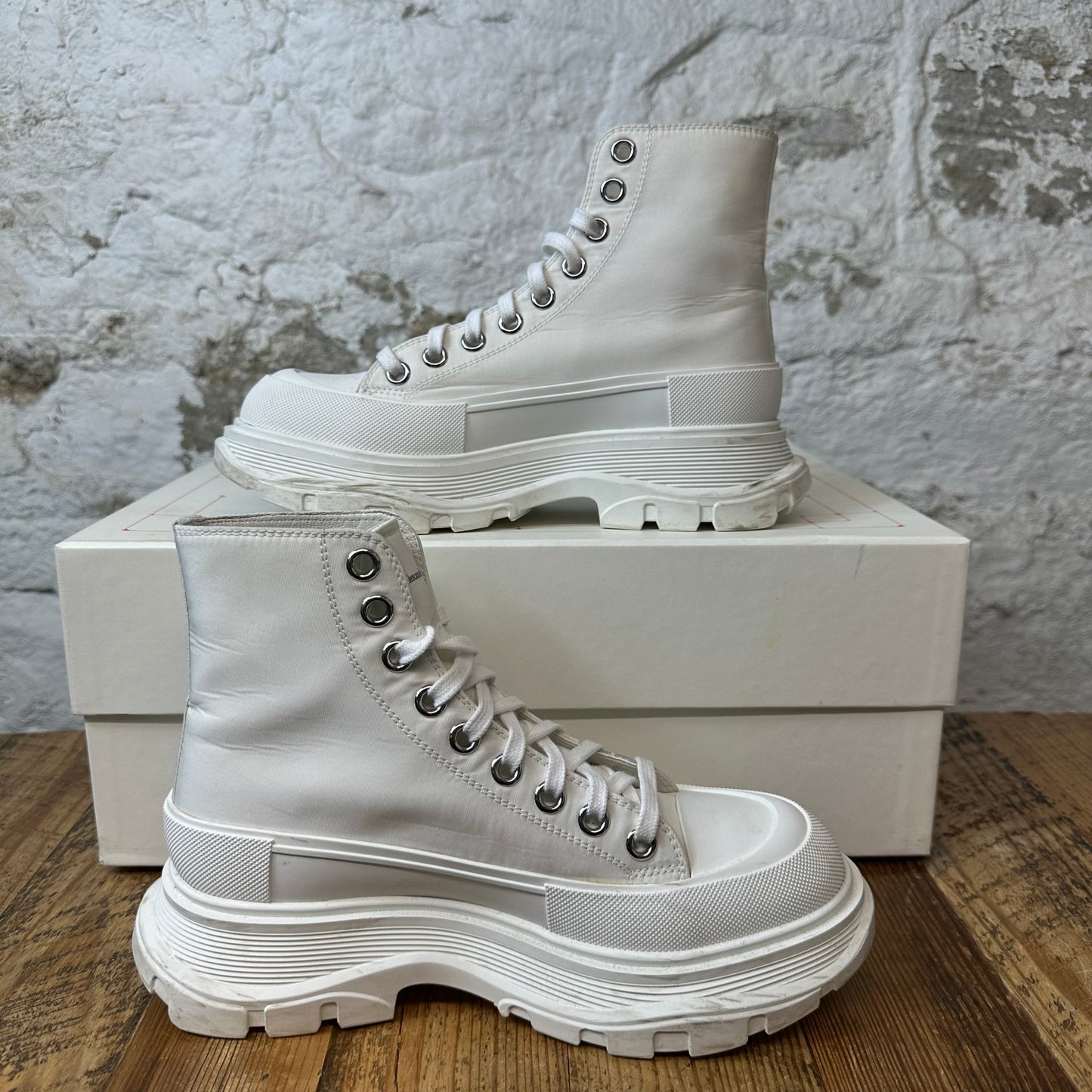 Alexander Mcqueen Silver Spell White Tread Boot High Sz 5.5 (37.5)