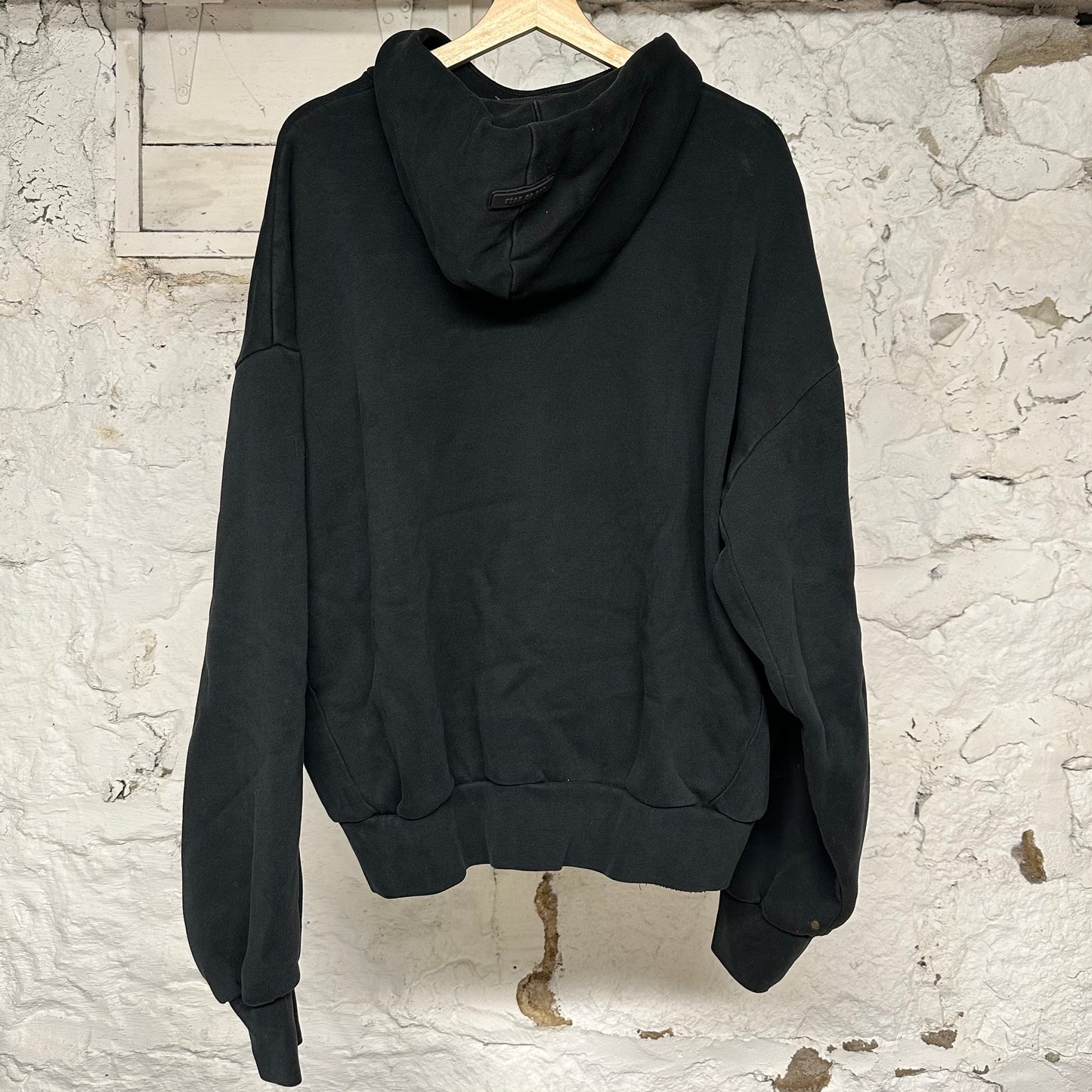 Fear of God Essentials Black Arc Logo Hoodie Sz M