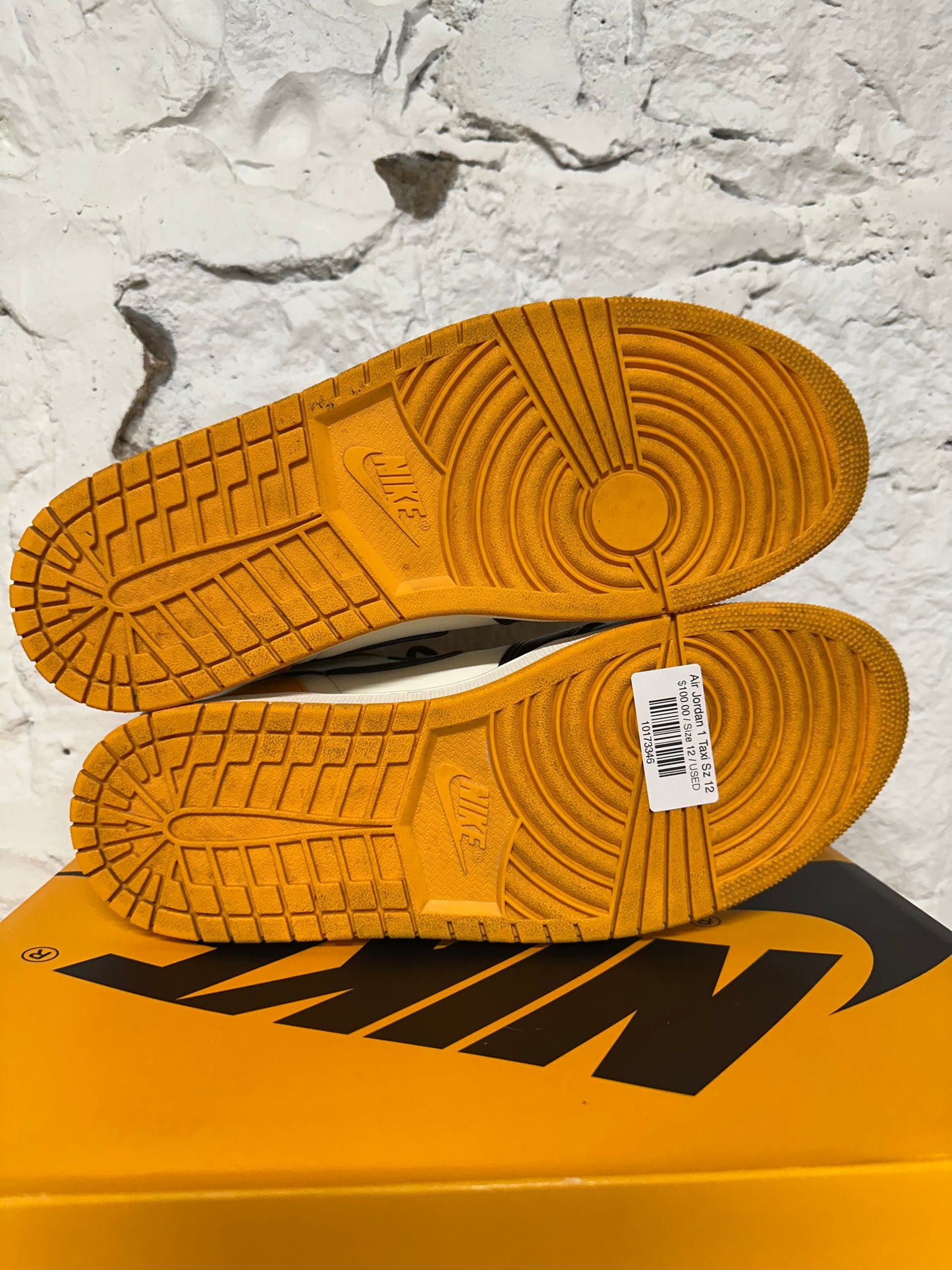 Air Jordan 1 High Taxi Sz 12