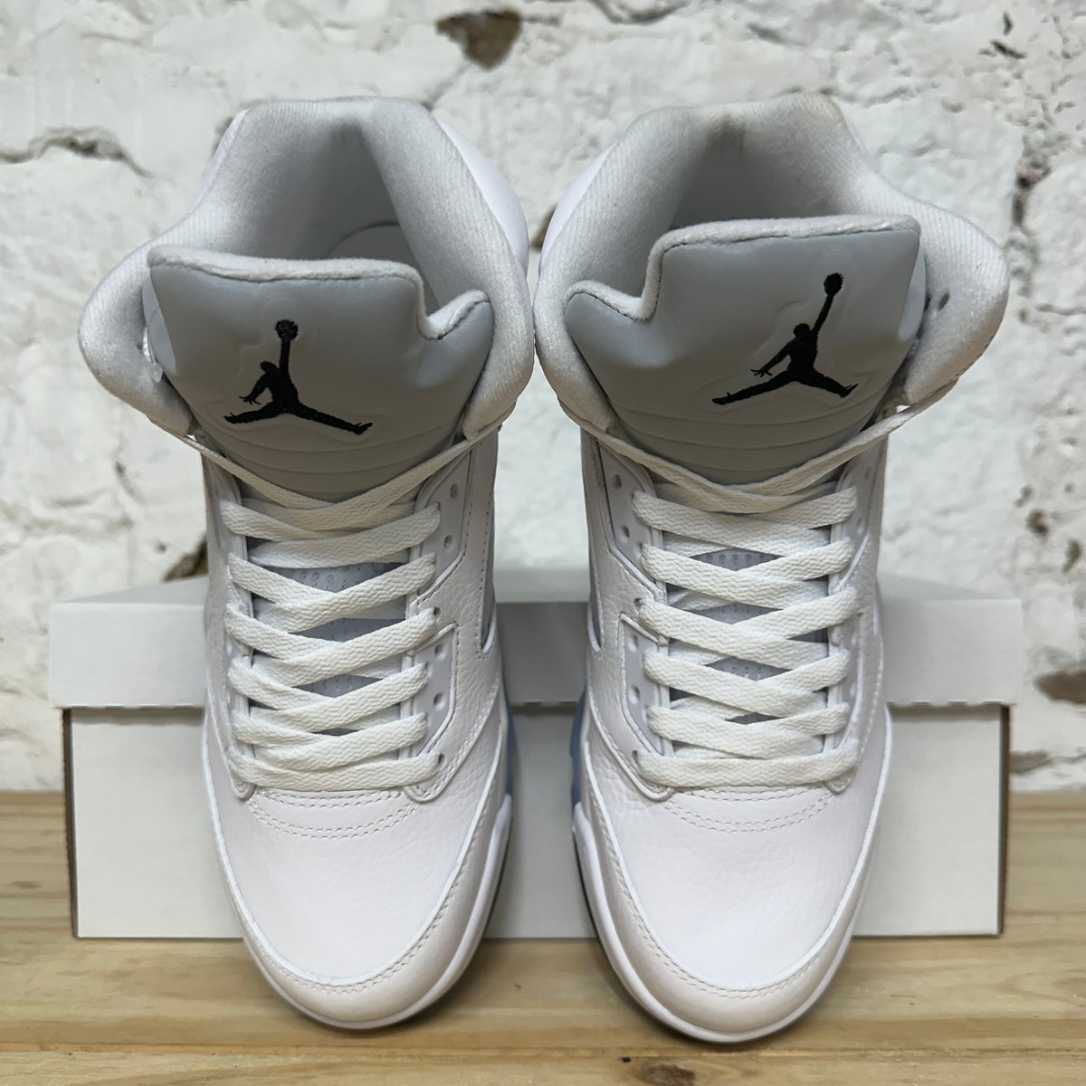 Air Jordan 5 White Metallic (2026) Sz 7 DS