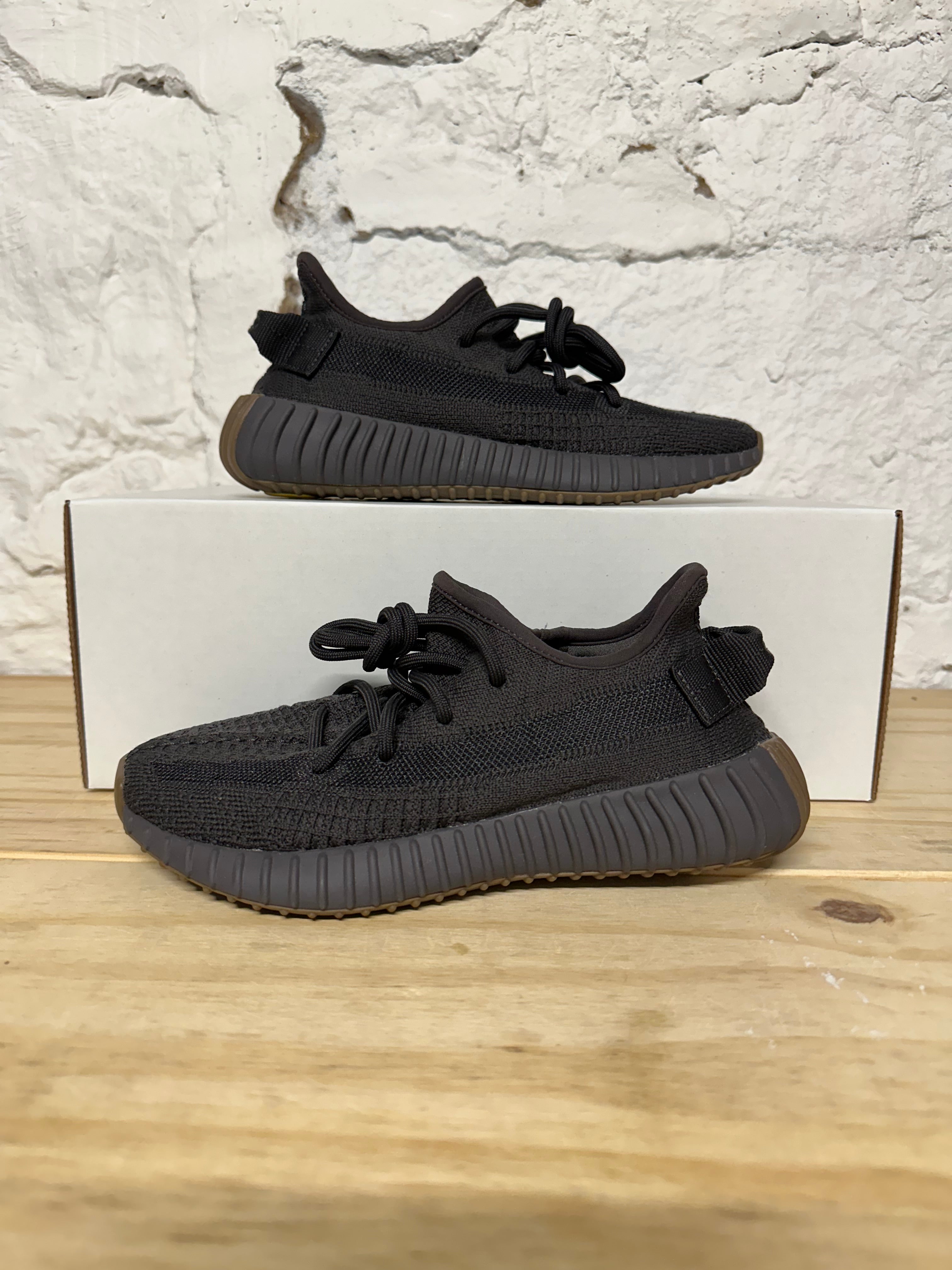 Yeezy 350 Cinder Sz 4