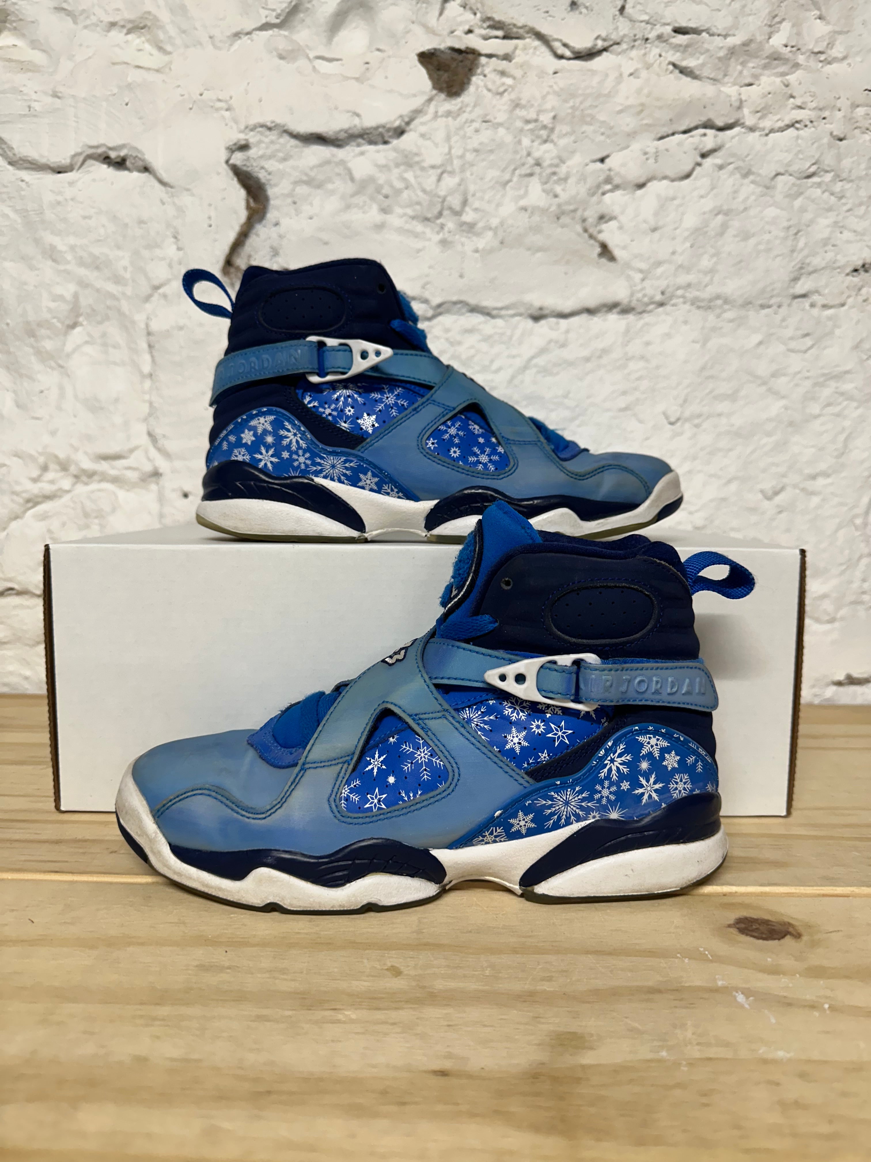 Air Jordan 8 Snowflake Sz 4.5Y