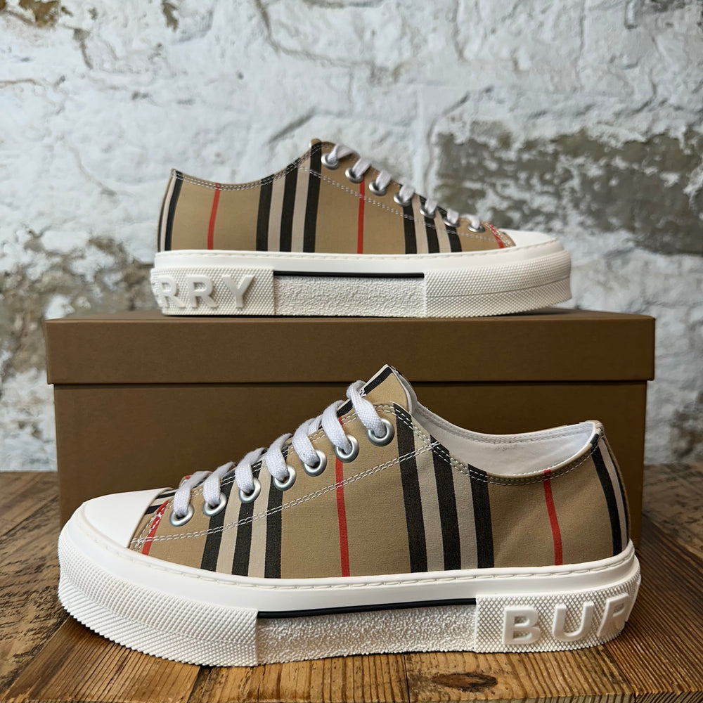 Burberry Jack Plaid White Sneaker Sz 7 (40)