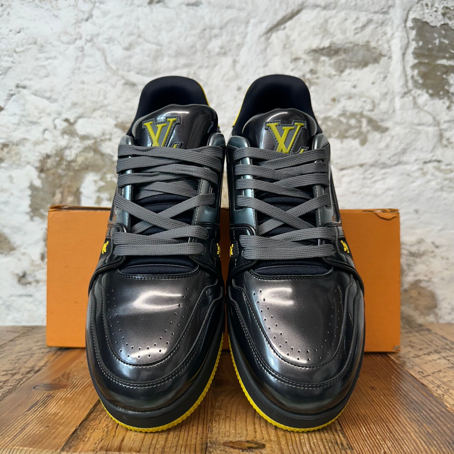 Louis Vuitton Black Grey Yellow Trainer Sneaker Sz 10 (8.5LV)