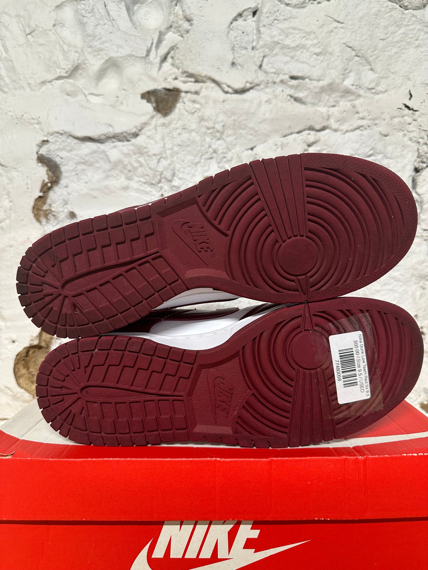 Nike Dunk Low Team Red Sz 9.5