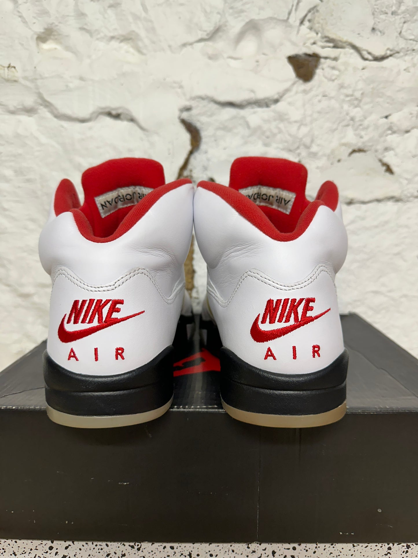 Air Jordan 5 Fire Red Silver Tongue Sz 11