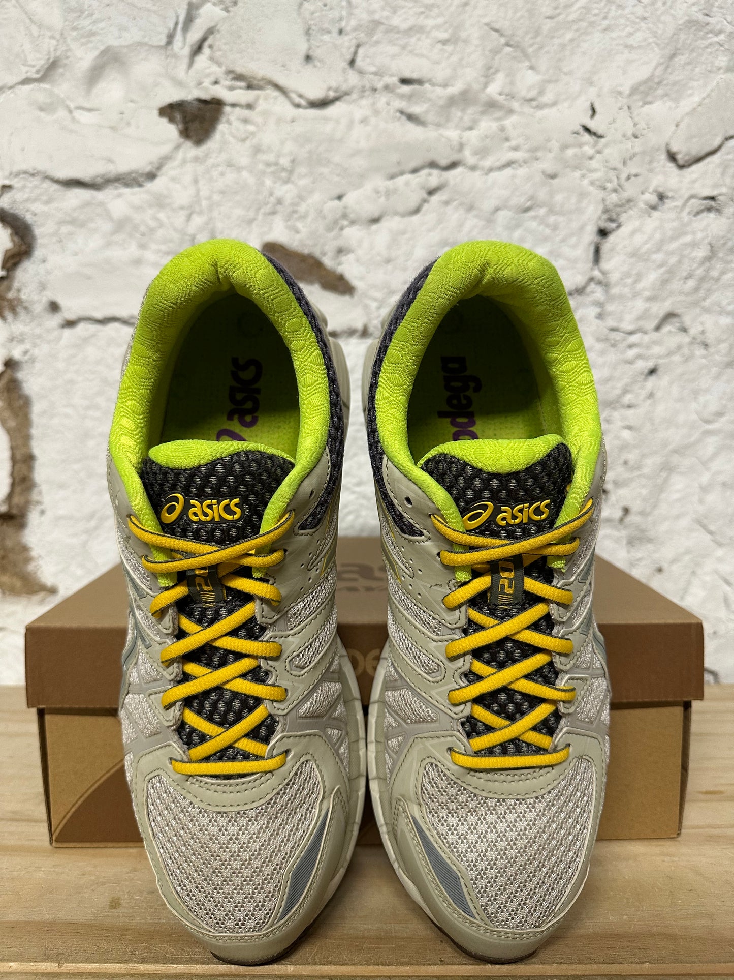 Asics Gel-Kayano 20 Bodega Small Wins Sz 9.5