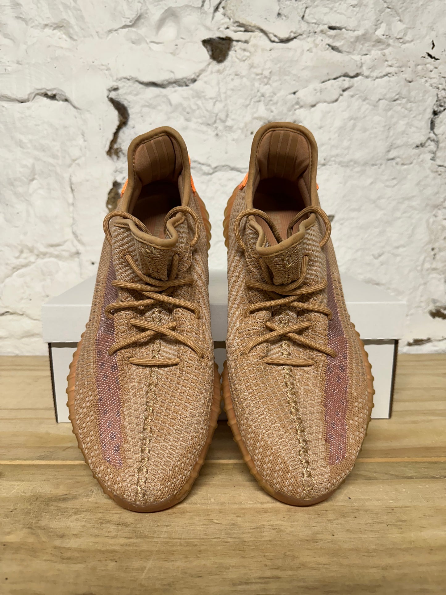 Yeezy 350 V2 Clay Sz 11