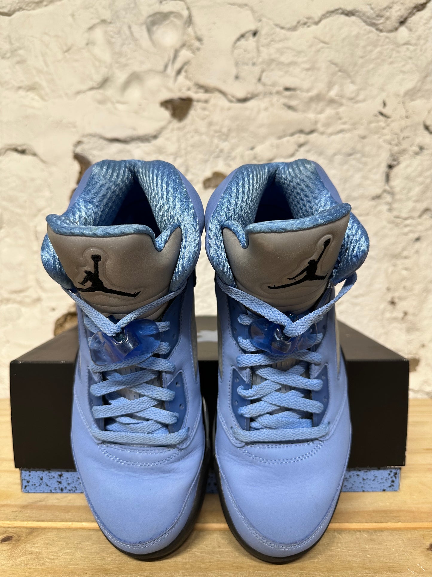 Air Jordan 5 UNC Sz 9