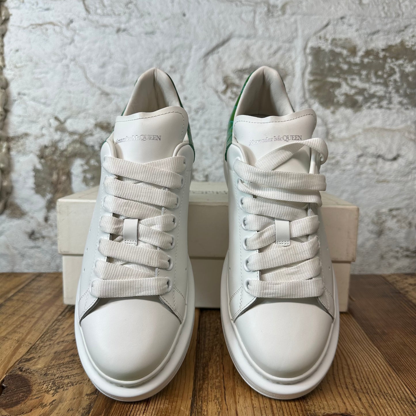 Alexander McQueen Green Croc Tab White Sneaker Sz 7.5 (40.5)