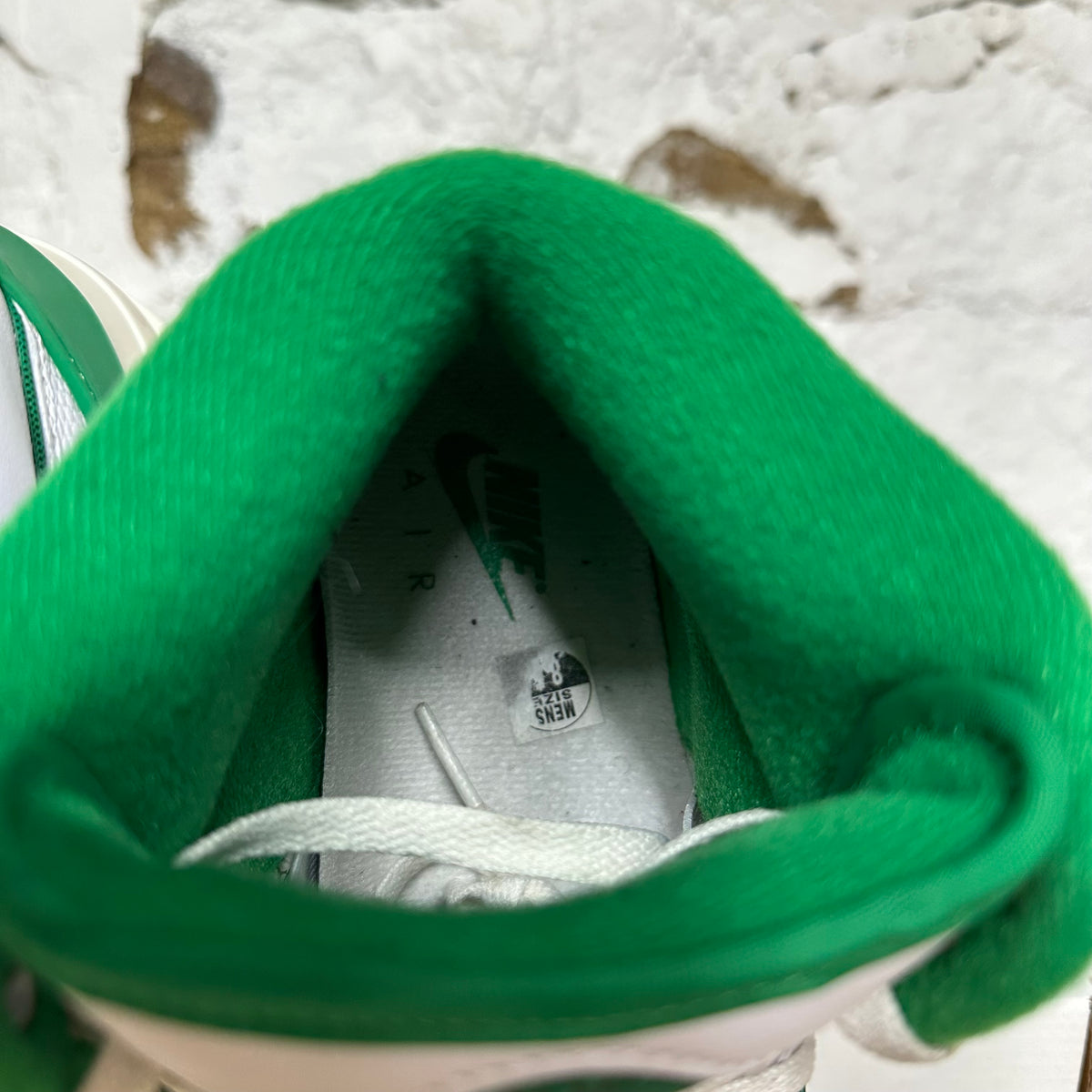 Air Jordan 2 Lucky Green 8.5