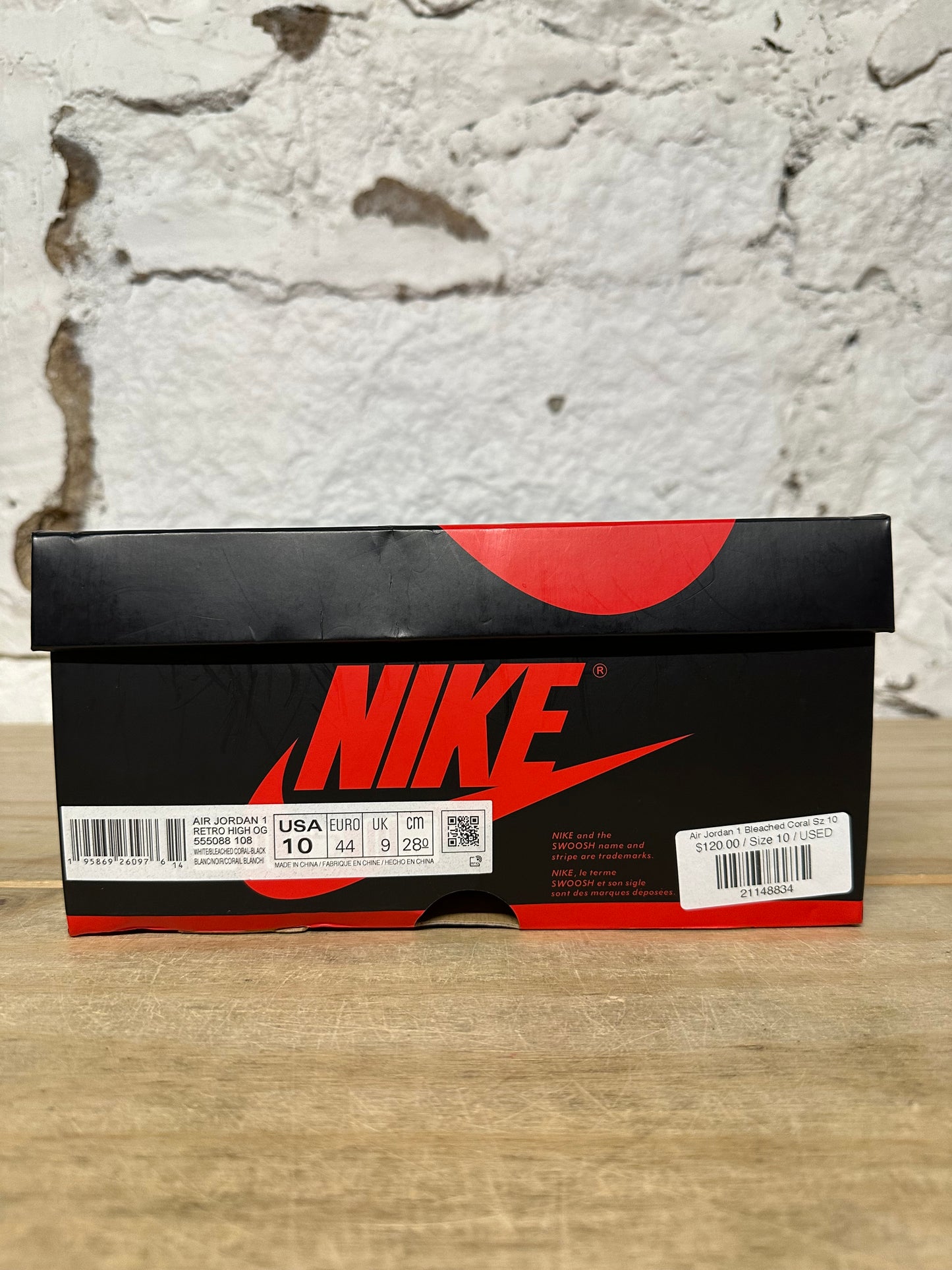 Air Jordan 1 High Bleached Coral Sz 10