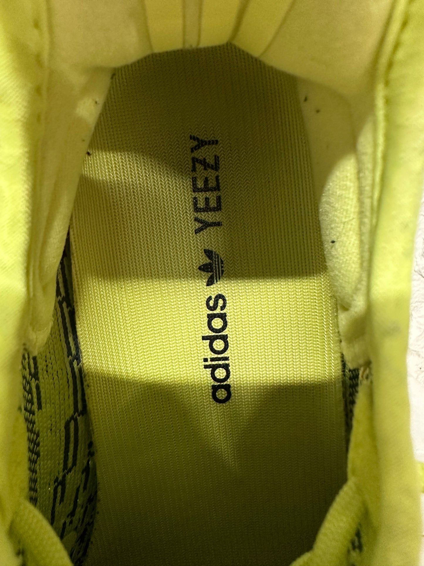 Yeezy 350 V2 Semi Frozen Yellow Sz 8