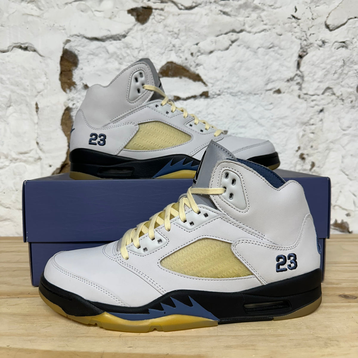 Air Jordan 5 A Ma Maniere Dawn Sz 11 (12.5W)