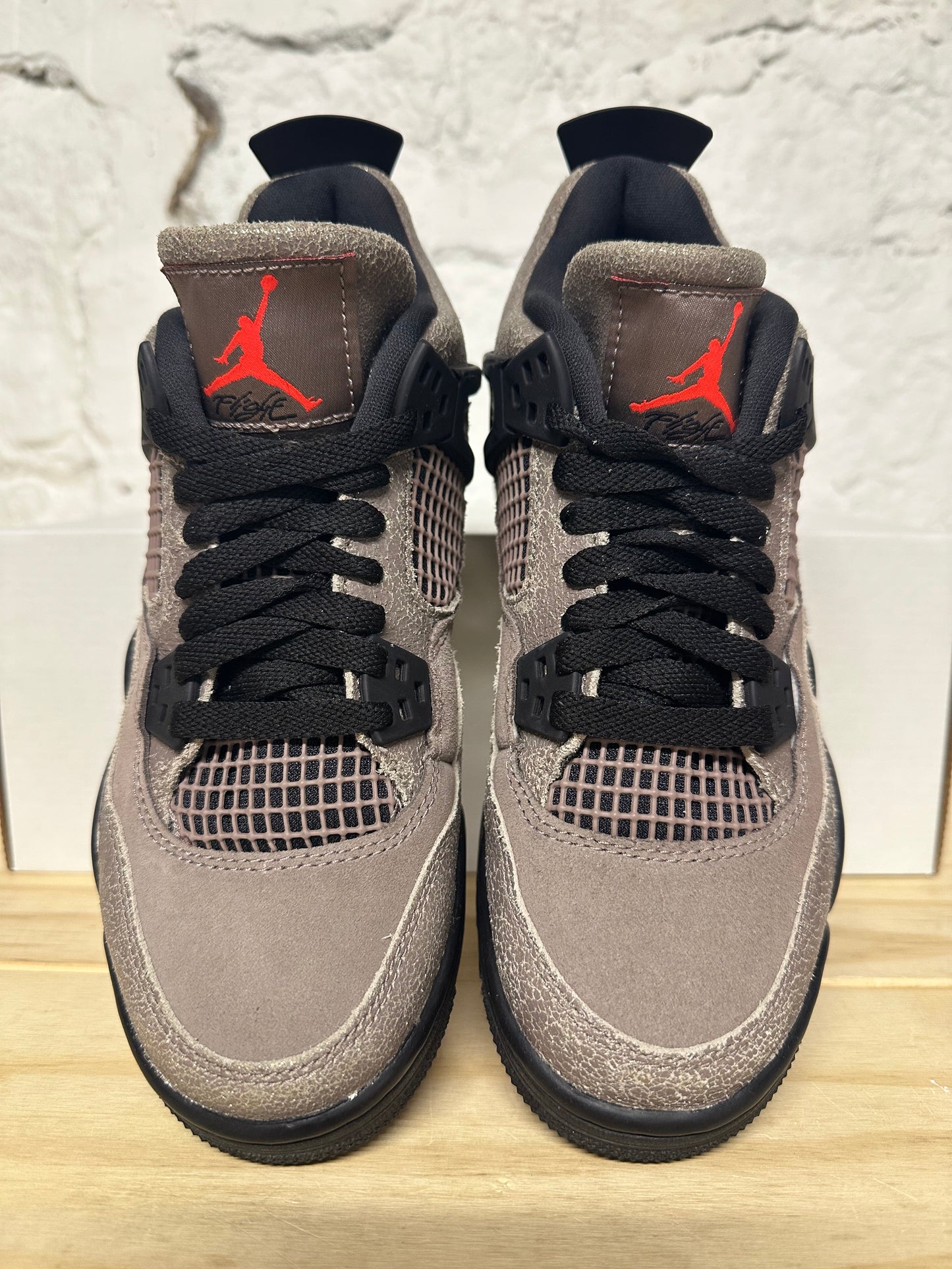 Air Jordan 4 Taupe Haze Sz 4Y