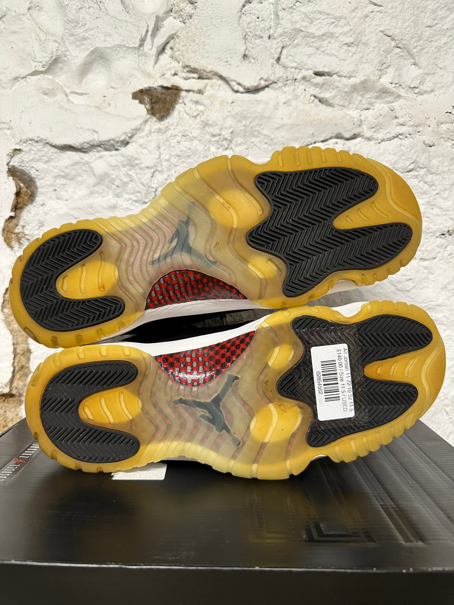 Air Jordan 11 72-10 Sz 11.5