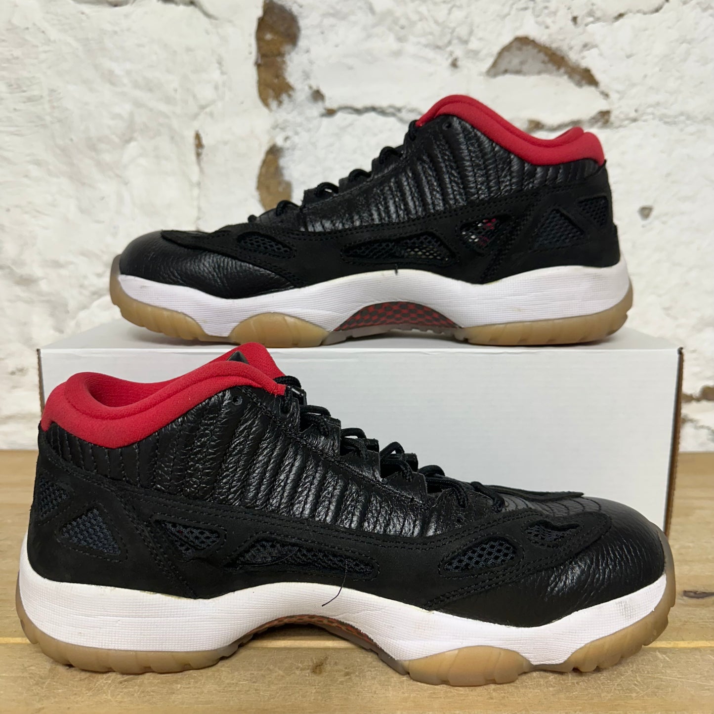 Air Jordan 11 Low Bred IE (2021) Sz 10