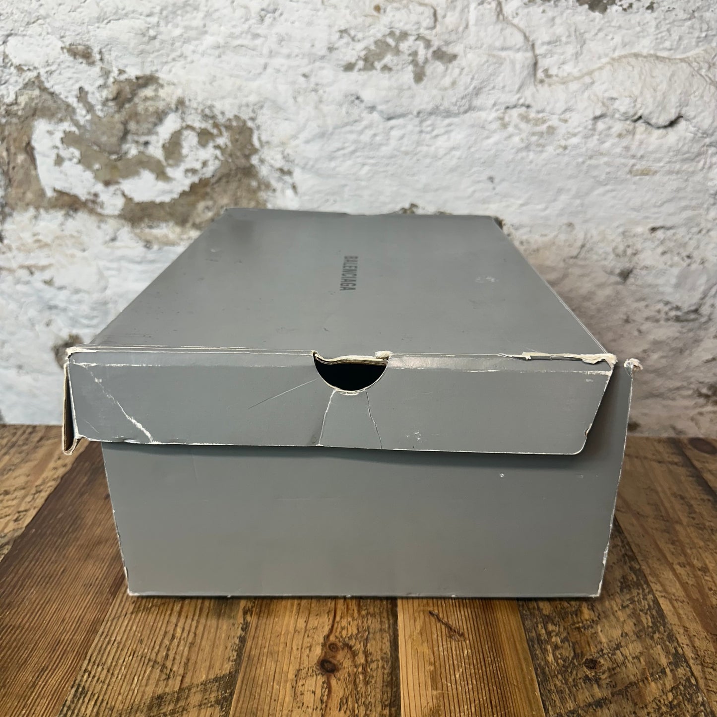 Balenciaga Triple S Cream Sz 9 (42)