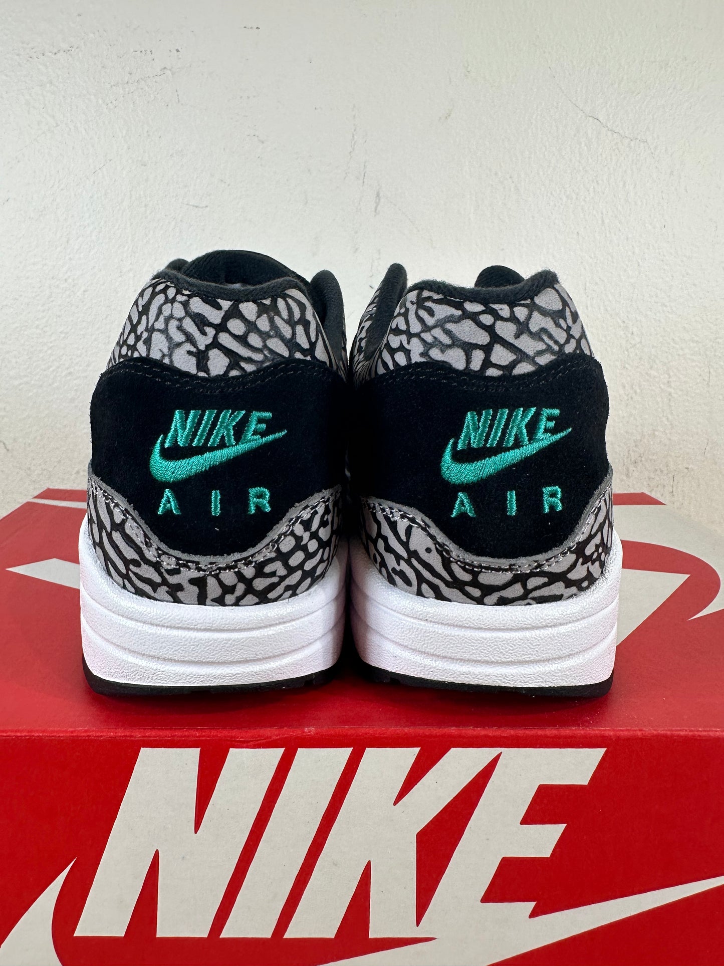 Nike Air Max 1 Atmos Elephant (2017) Sz 9.5 DS