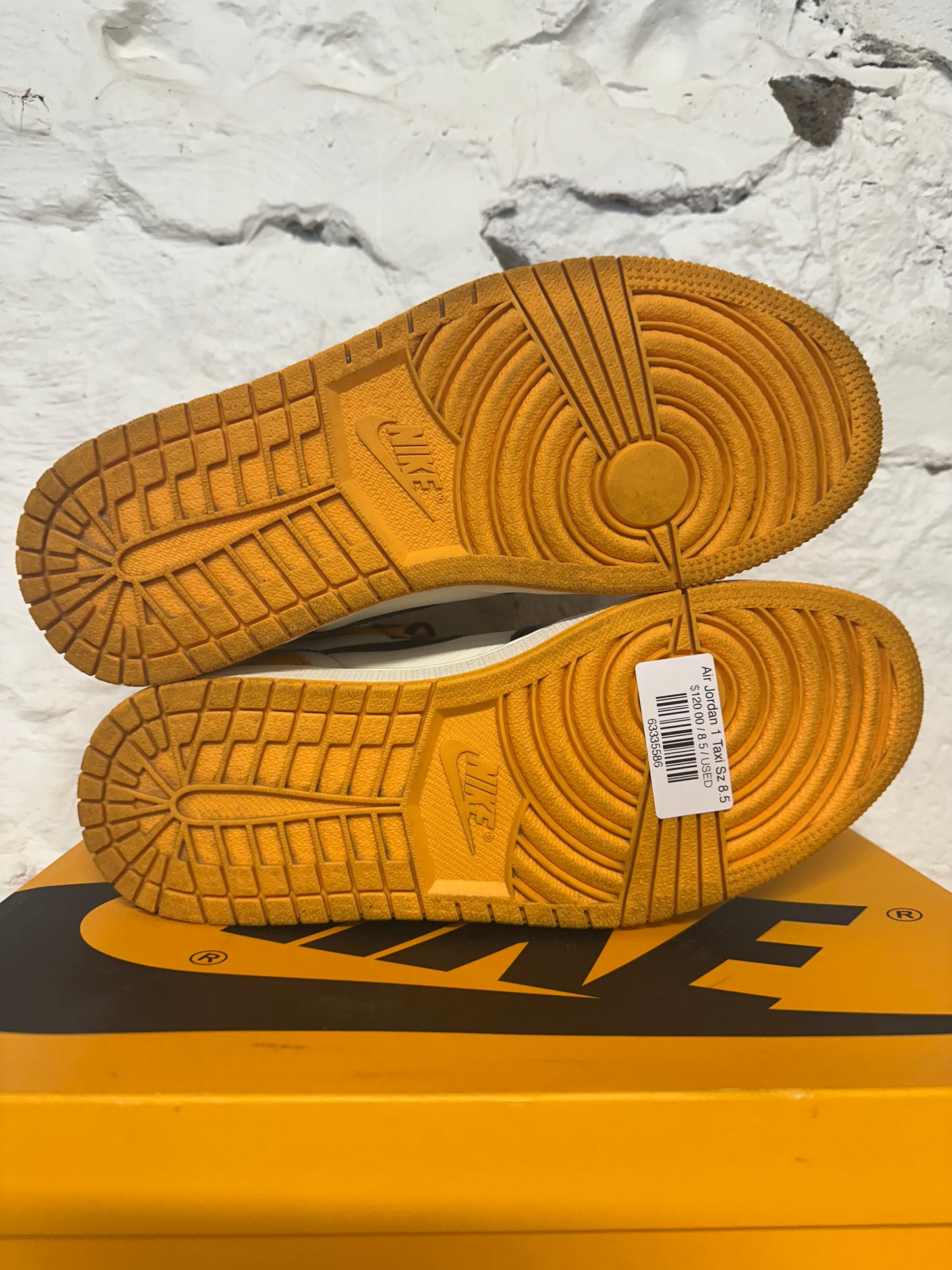 Air Jordan 1 High Taxi Sz 8.5