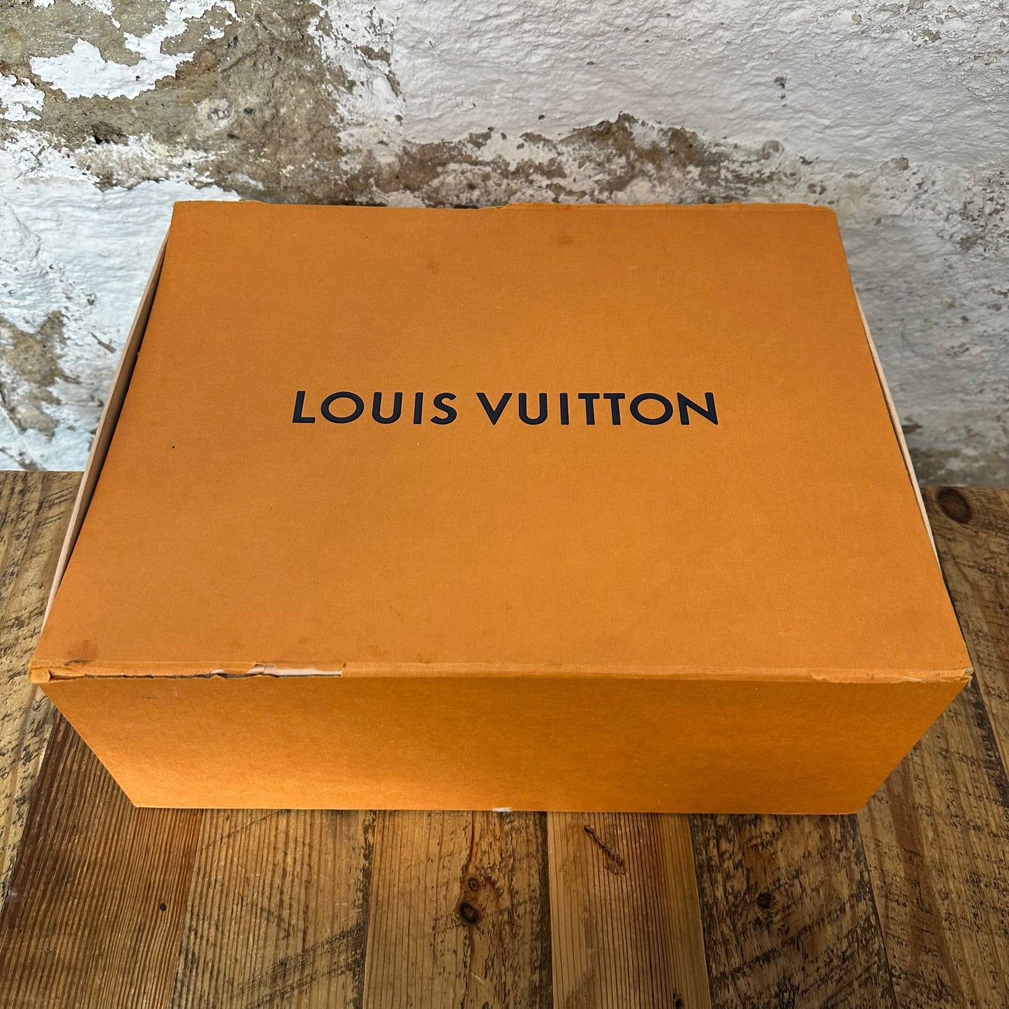 Louis Vuitton Triple White Runaway Sneaker Sz 10.5 (9LV)