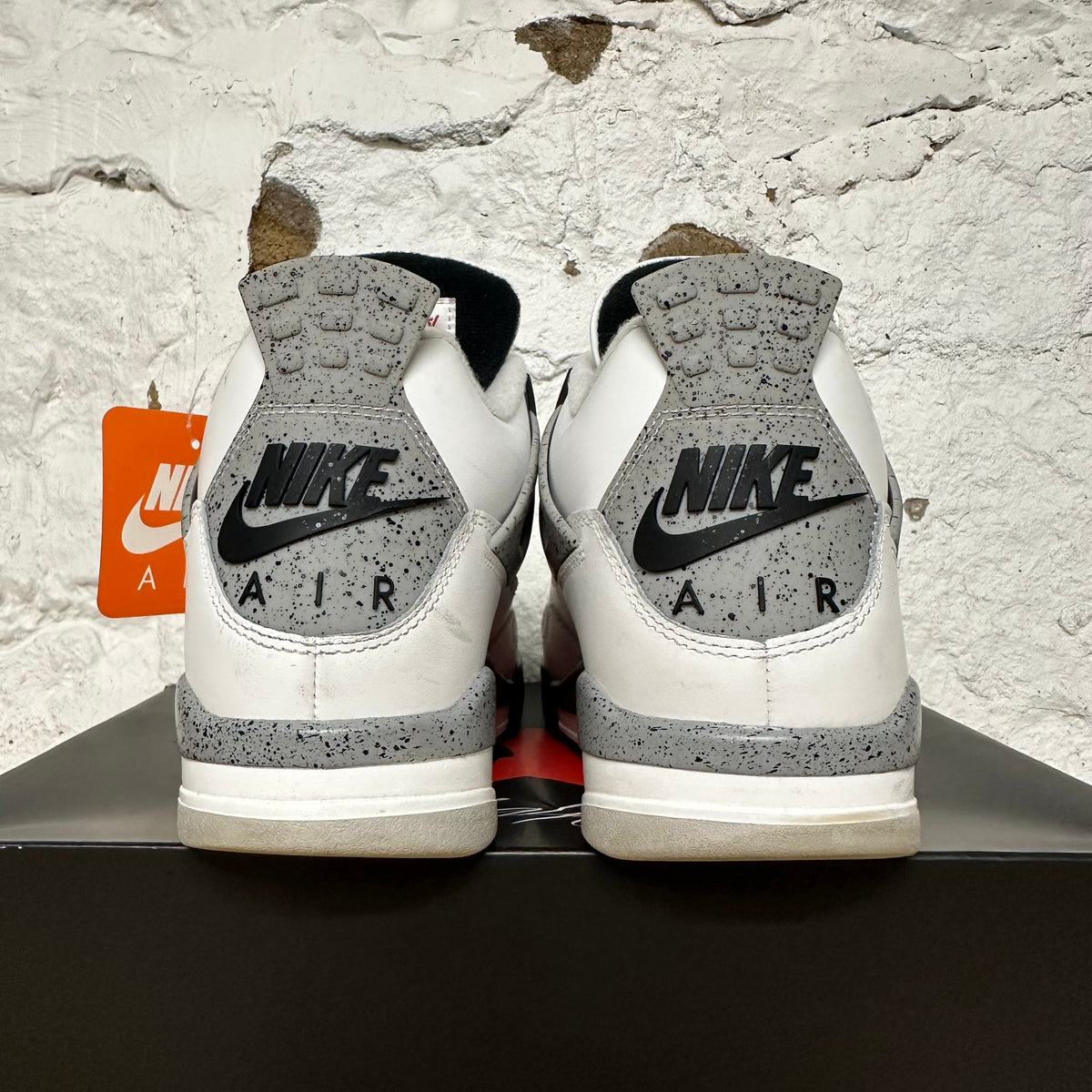 Air Jordan 4 White Cement (2025) Sz 9