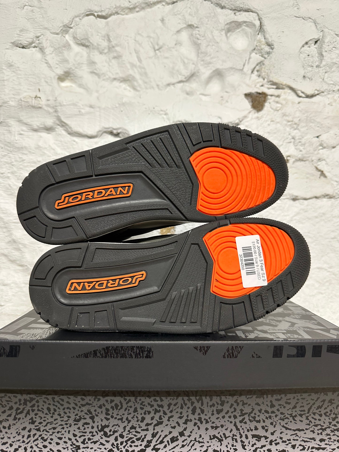 Air Jordan 3 Fear Sz 9