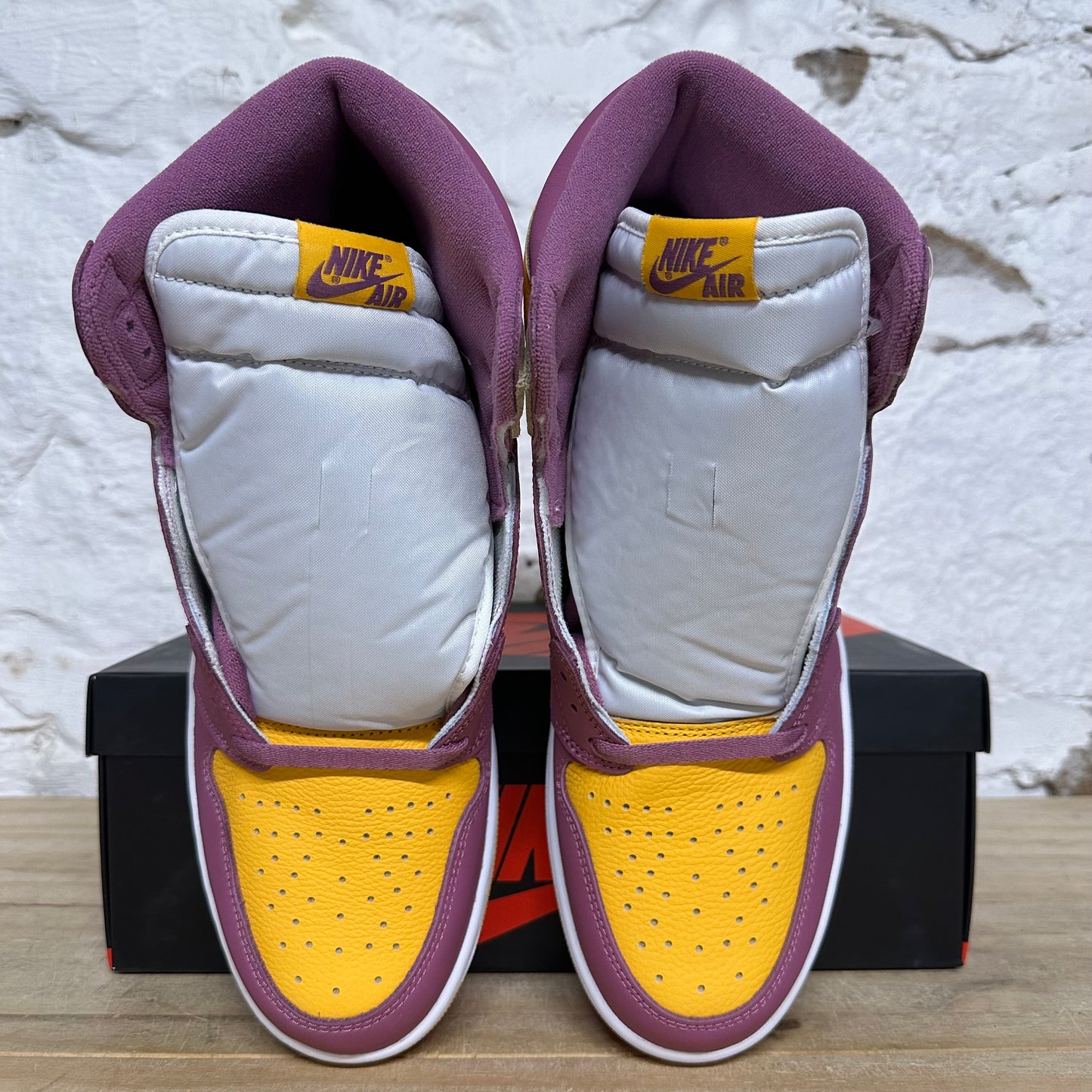 Air Jordan 1 High Brotherhood Sz 12 DS