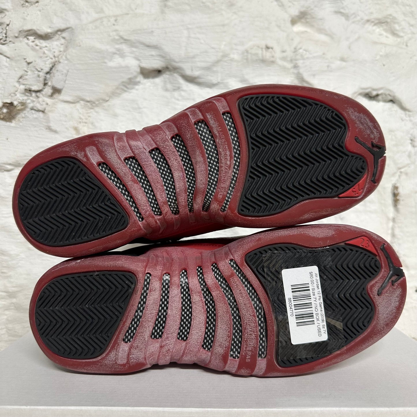 Air Jordan 12 Flu Game (2009) Sz 7Y