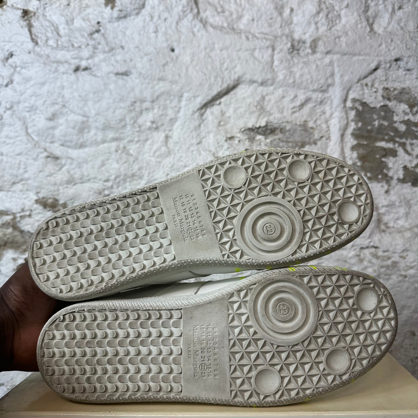 Maison Margiela Replica Neon Paint White Sneaker Sz 9 (42)