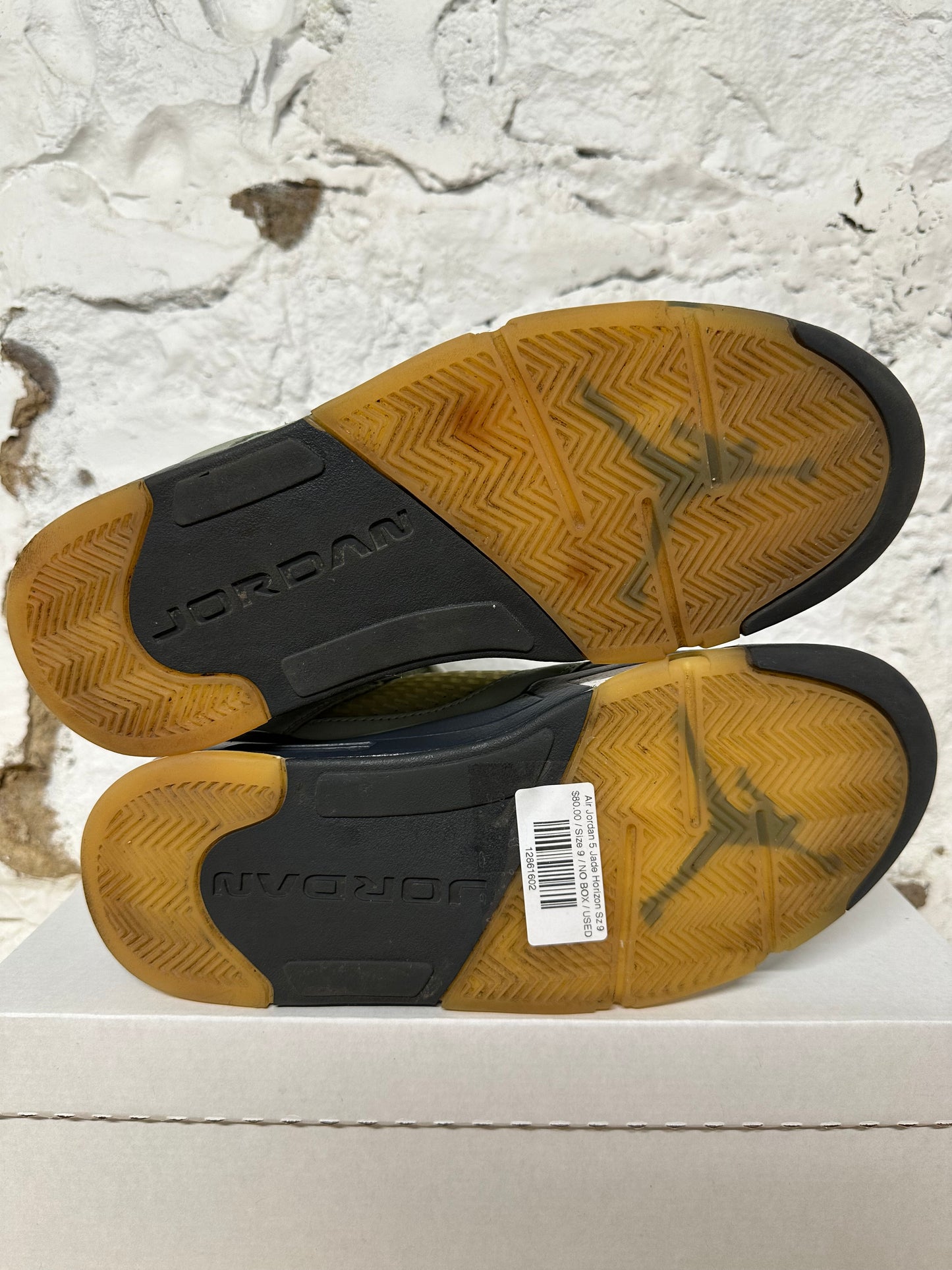 Air Jordan 5 Jade Horizon Sz 9