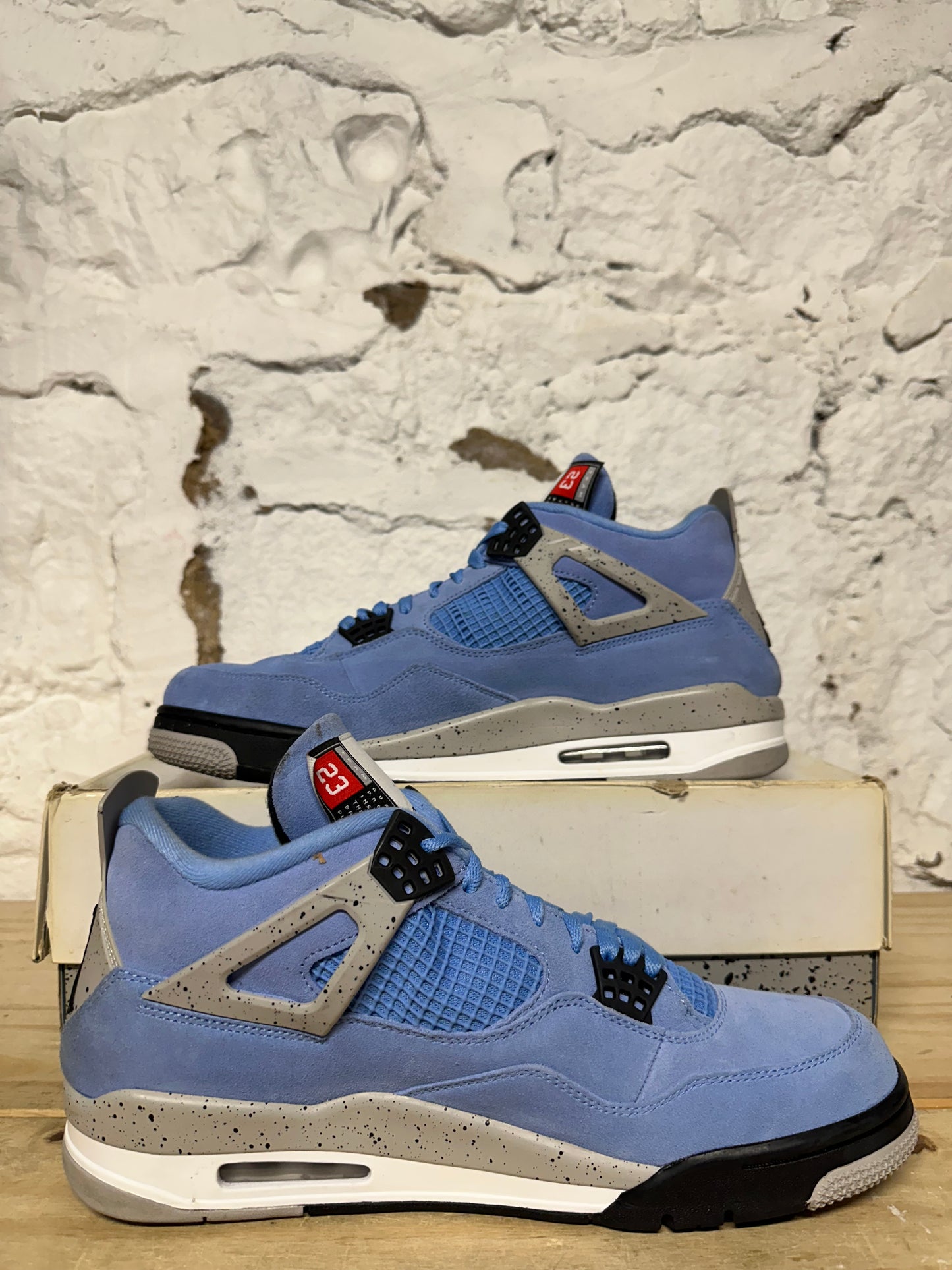 Air Jordan 4 University Blue Sz 12