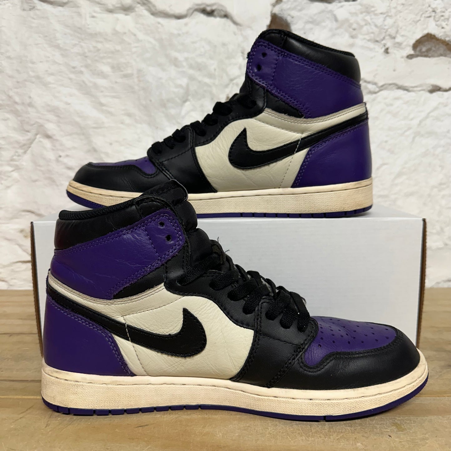 Air Jordan 1 High Court Purple Sz 9.5