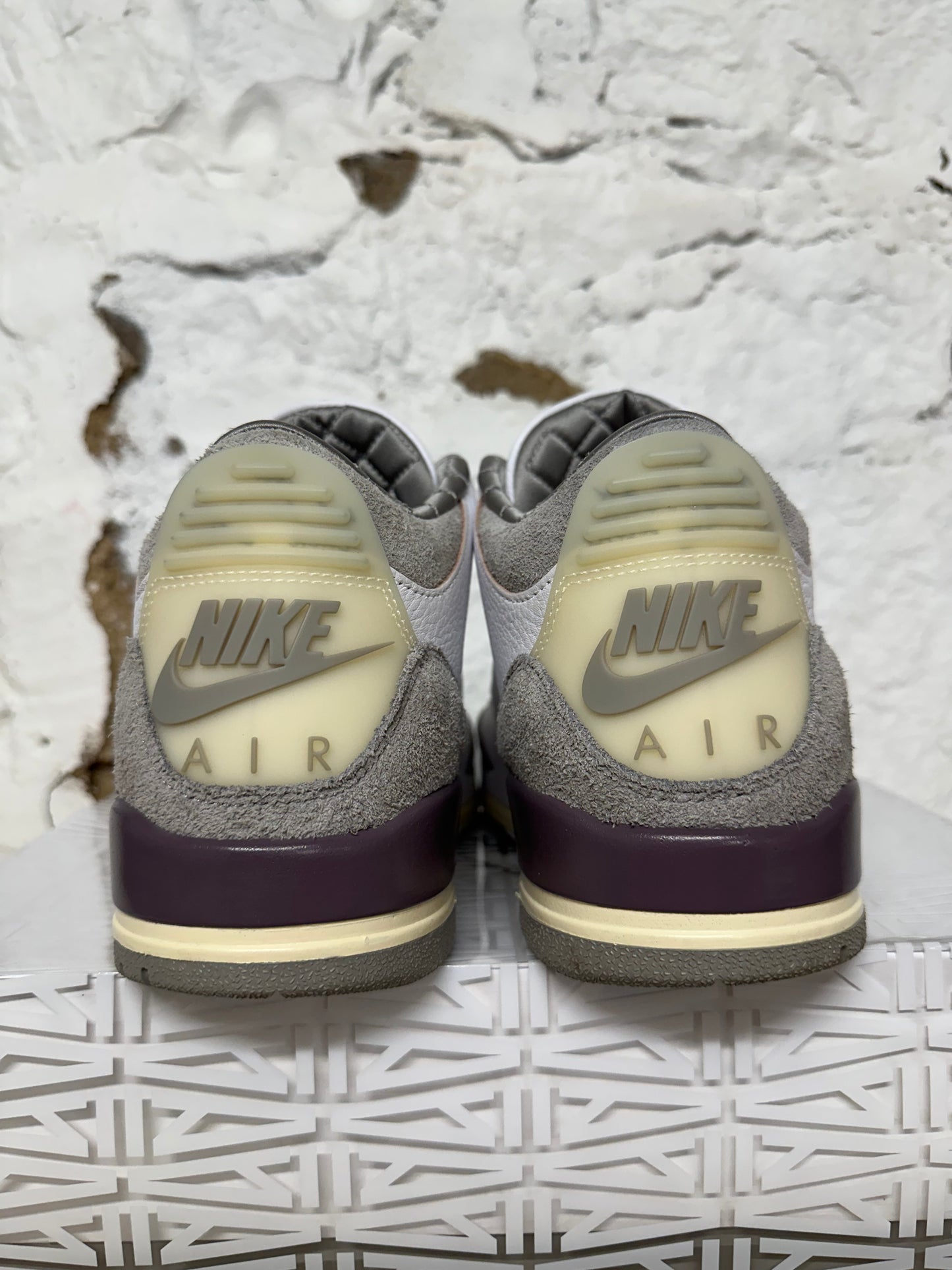 Air Jordan 3 A Ma Maniere Sz 10.5 (12W)