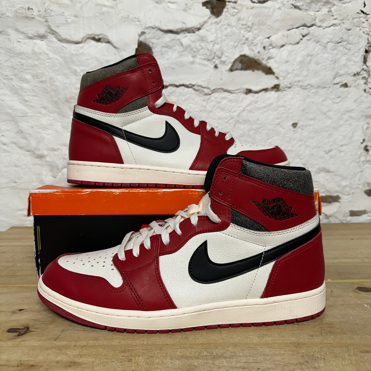 Air Jordan 1 High Chicago Lost & Found Sz 13