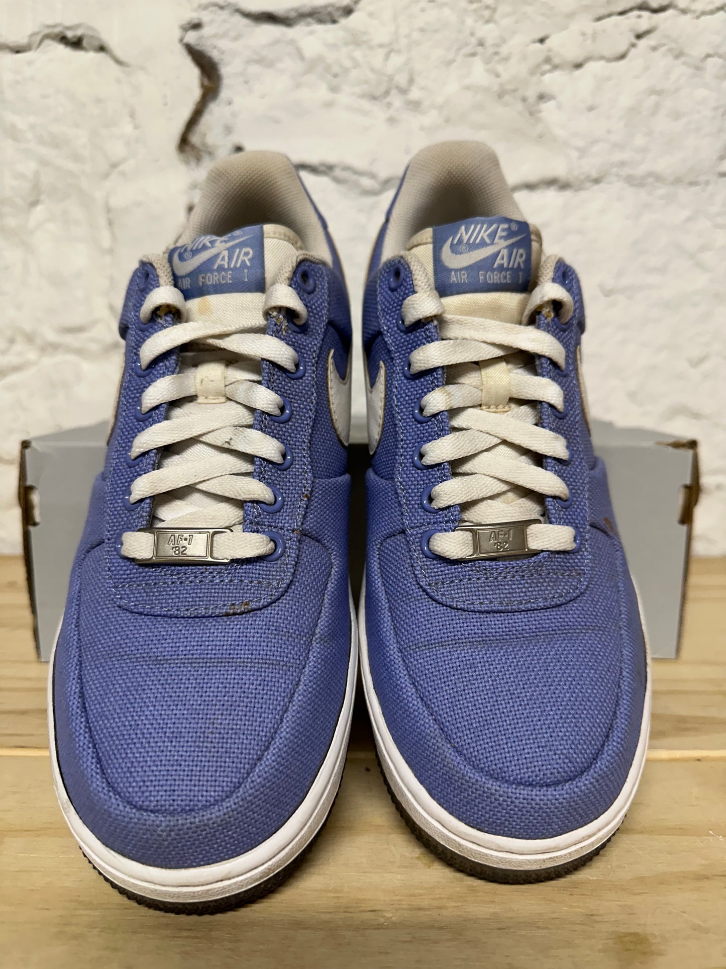 Nike Air Force 1 Low Blue Canvas Sz 7.5 (9W)