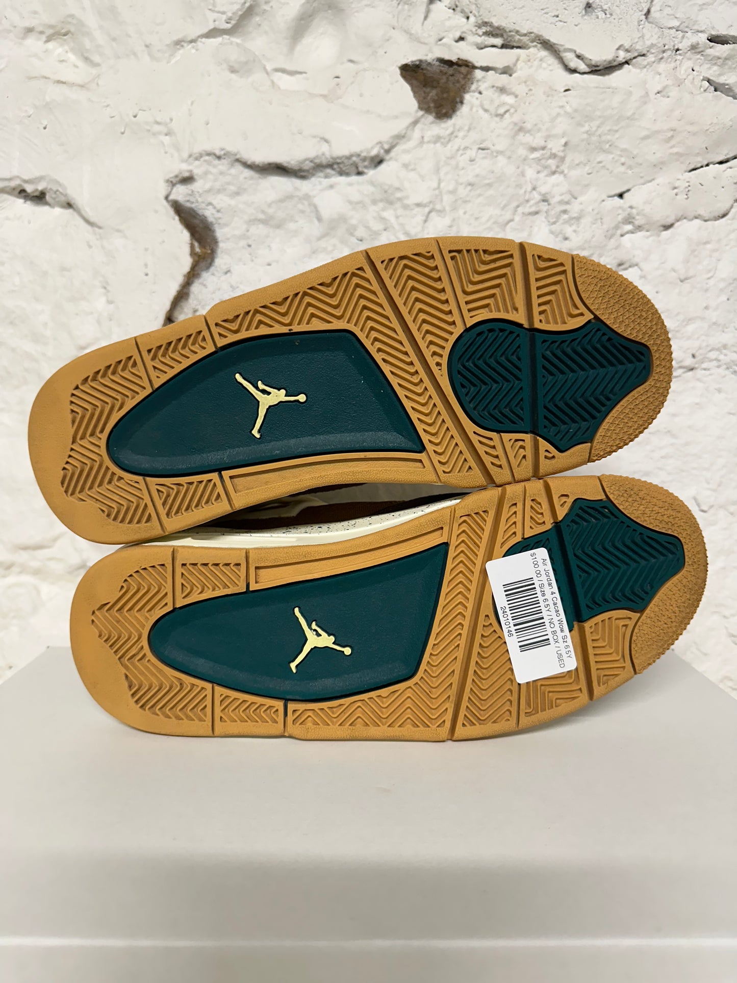 Air Jordan 4 Cacao Wow Sz 6.5Y