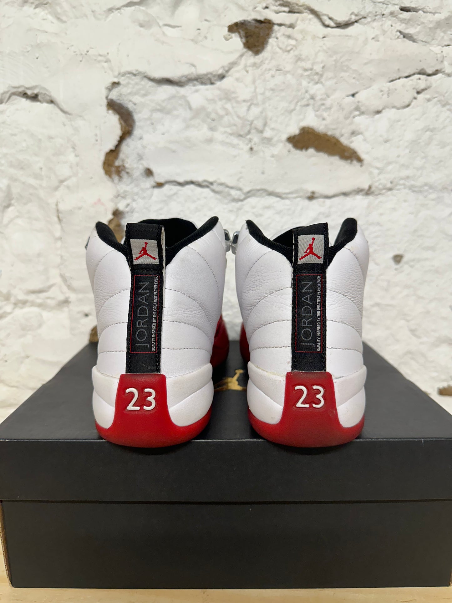 Air Jordan 12 Cherry Sz 5.5Y