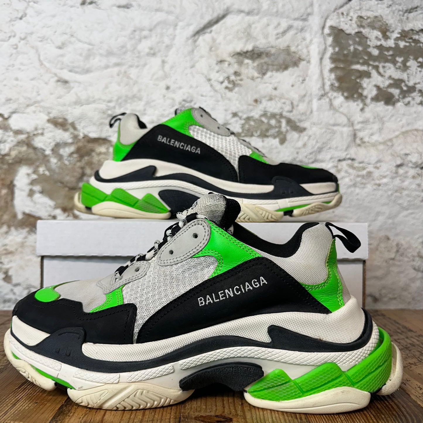 Balenciaga Triple S Green White Black Sneaker Sz 9 (42)