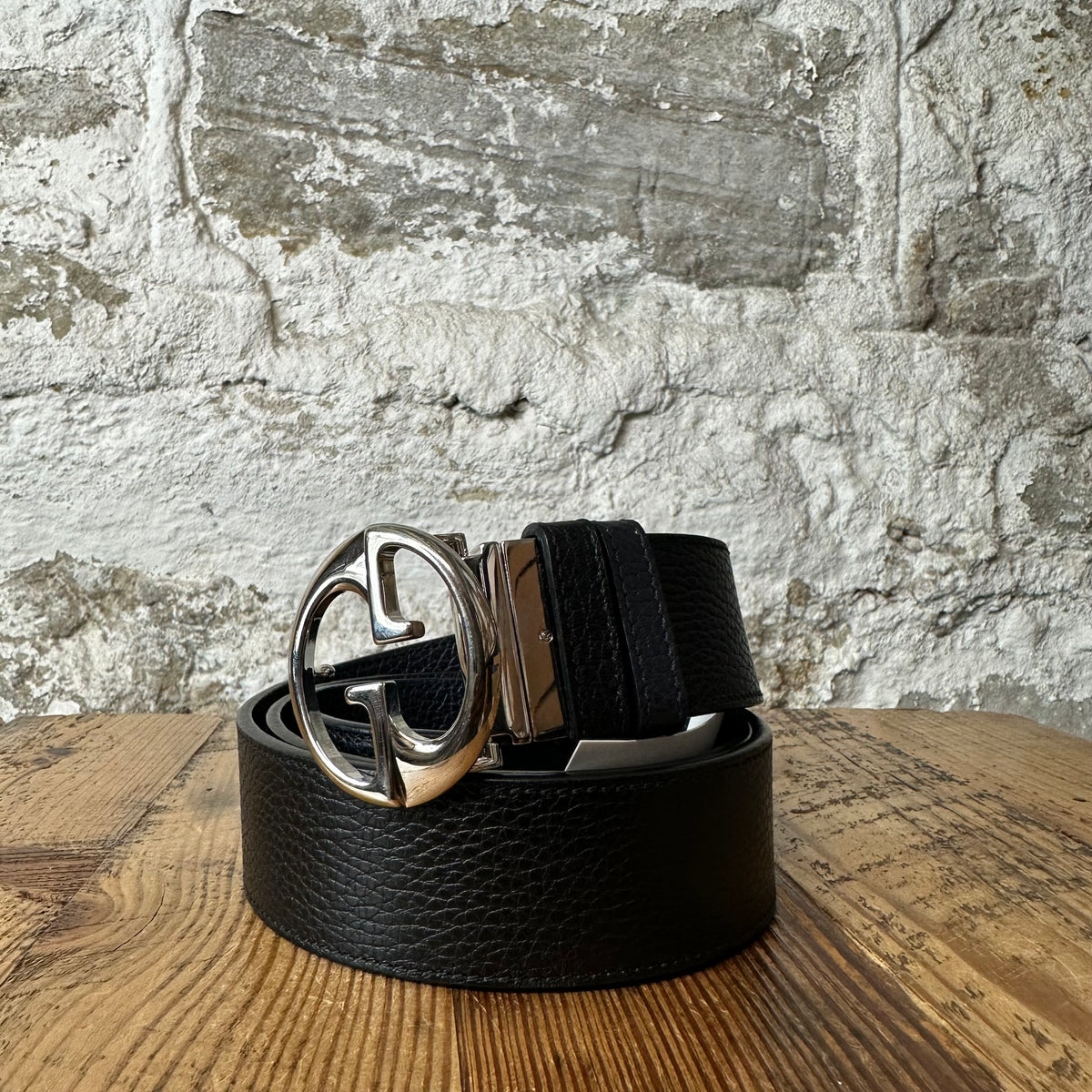 Gucci Reversible Black Navy Leather Belt Sz (105/42)